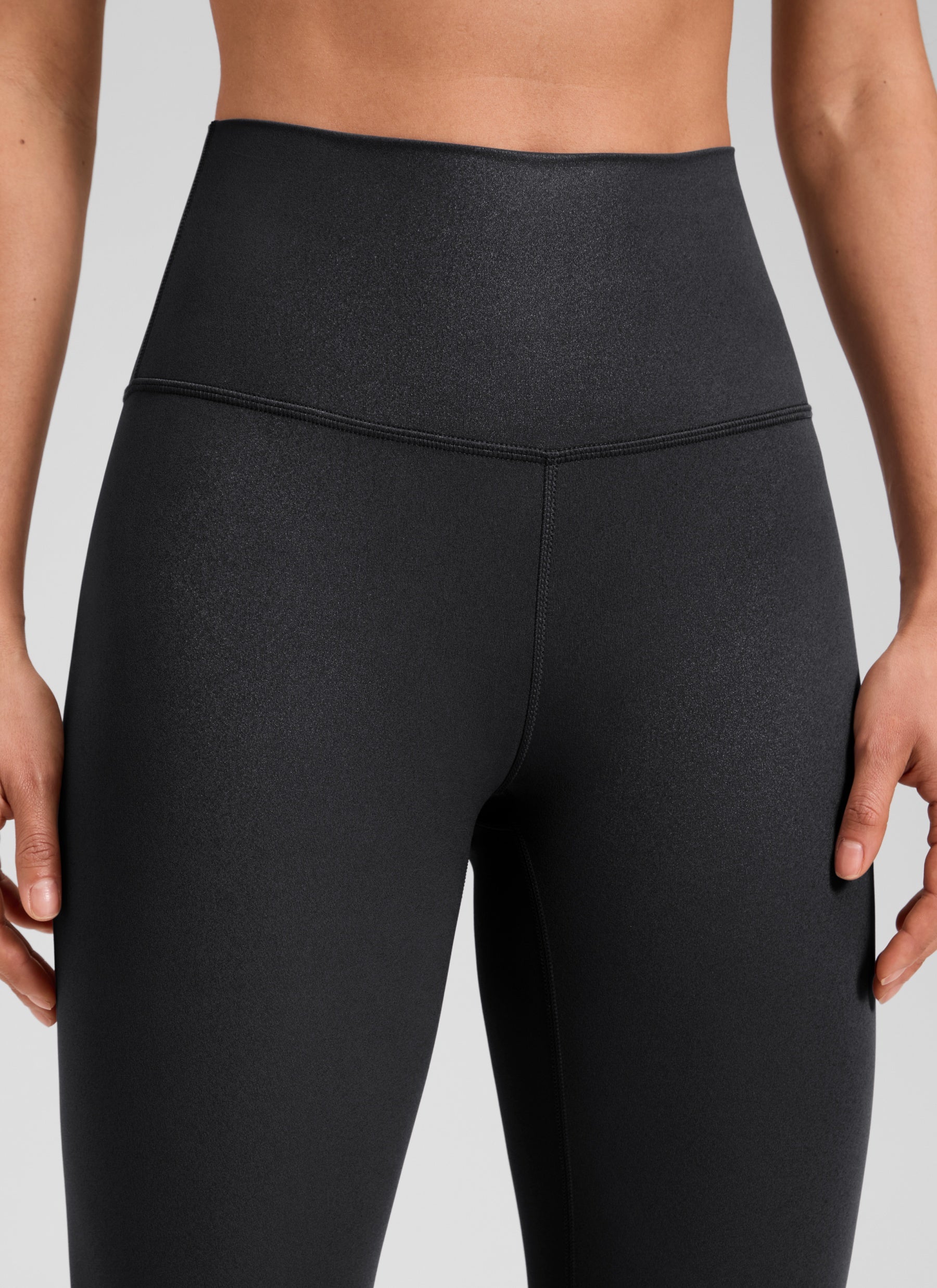 Seluar Legging Kulit Tiruan Matte Butterluxe Wanita CRZ YOGA 64 cm Corak Kerajang Hitam