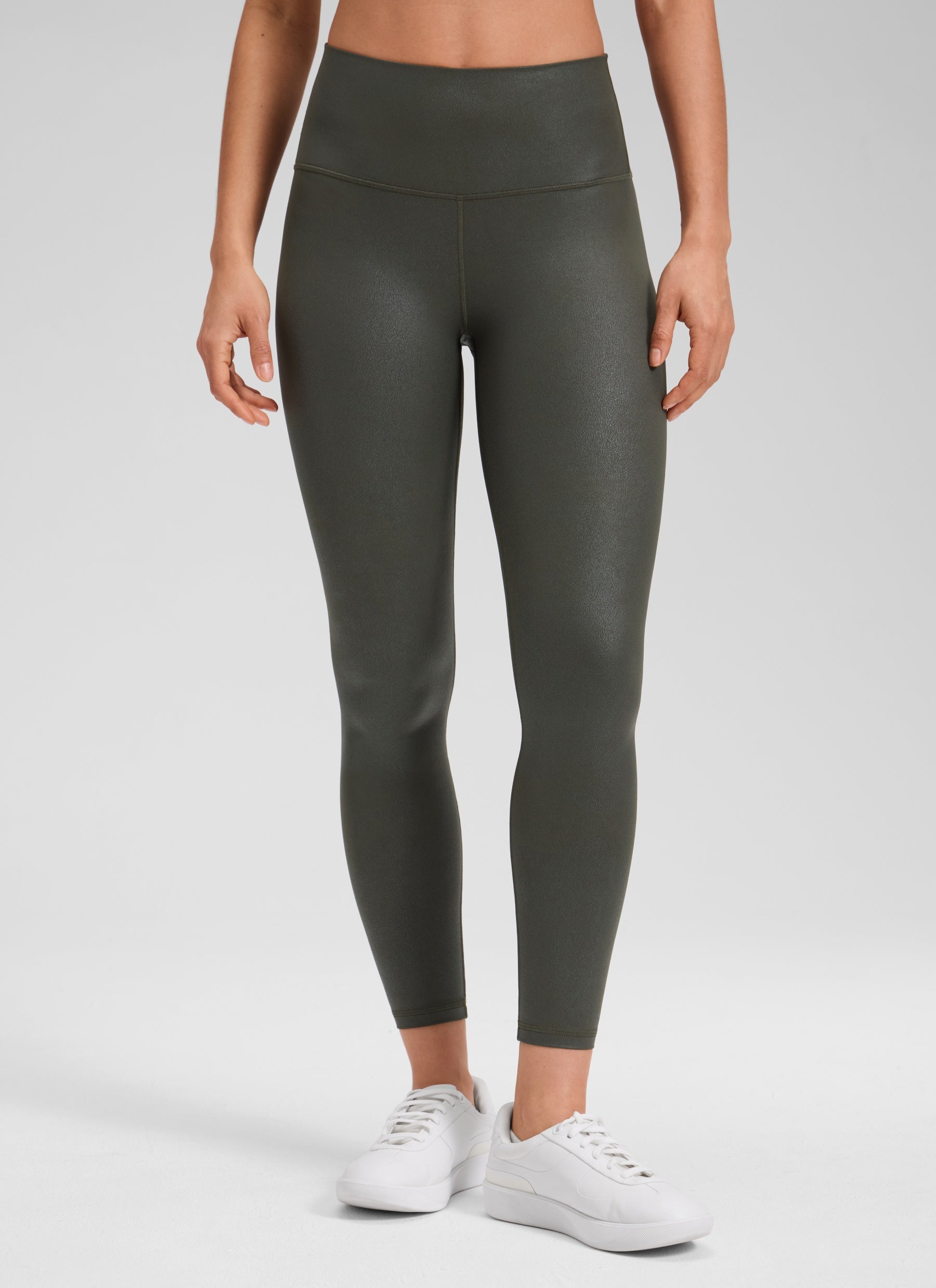 Seluar Legging Kulit Tiruan Matte Butterluxe Wanita CRZ YOGA 64 cm Corak Kerajang Hijau Zaitun
