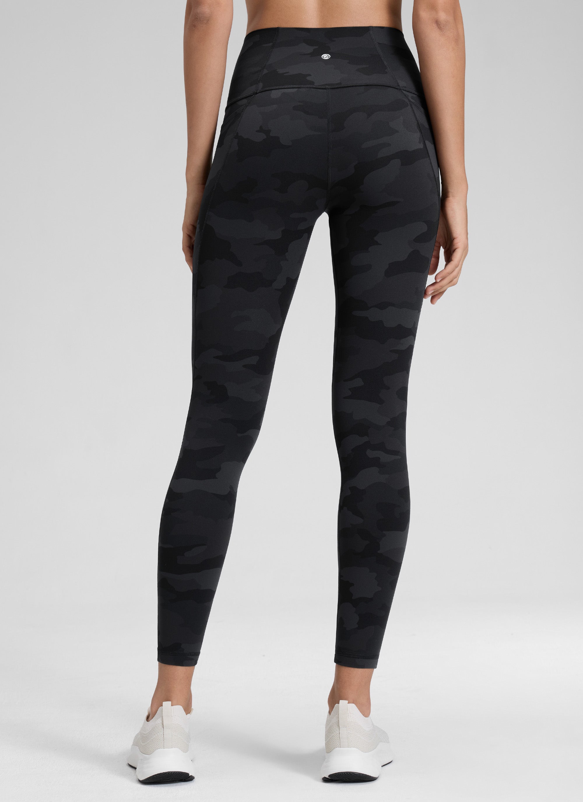 CRZ YOGA Quần legging nữ kiểu yoga dáng rộng, cạp cao, có túi kiểu “ Butterluxe ”, dài 25 inch, màu xám đậm họa tiết ngụy trang 2