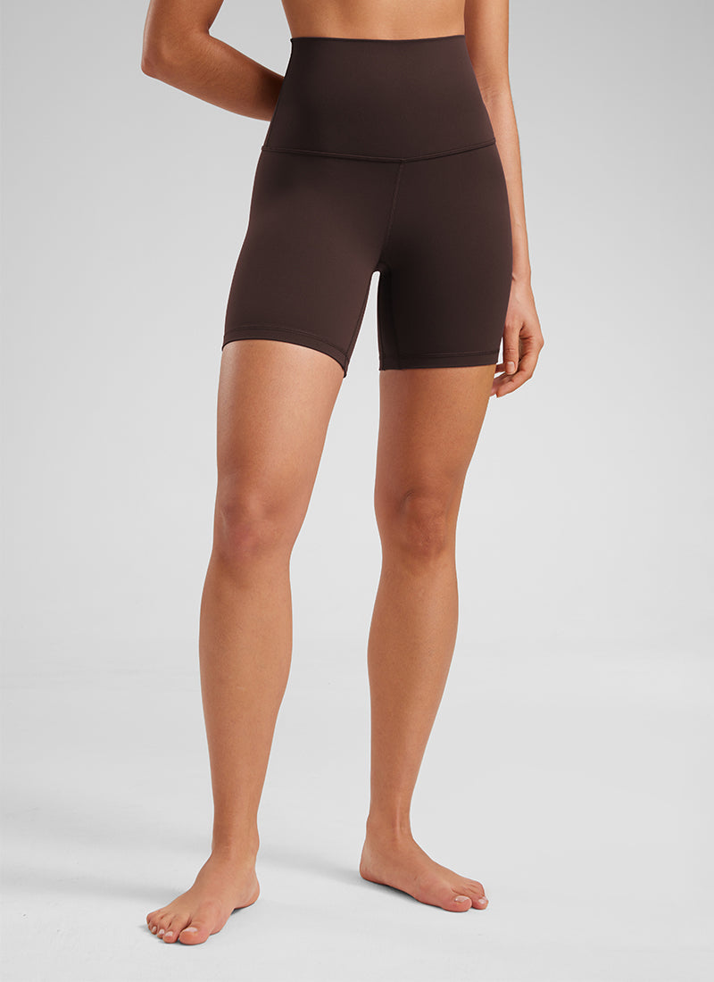 CRZ YOGA Yoga Wanita Pinggang Super Tinggi Butterluxe Seluar Pendek 6'' Coklat Fudge Panas