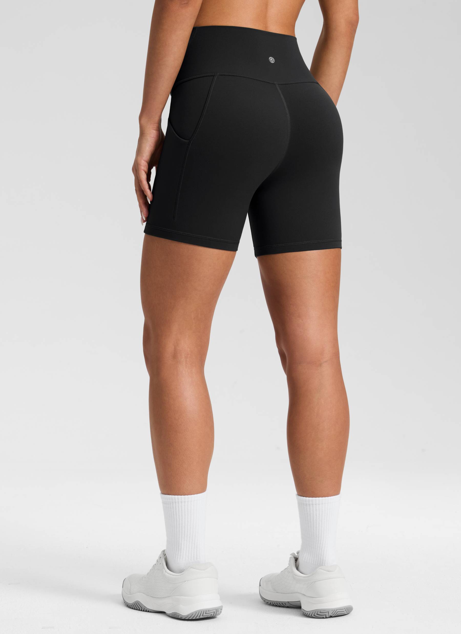 CRZ YOGA Yoga Wanita Bertingkat Tinggi Biker Butterluxe Seluar Pendek Poket 5'' Hitam