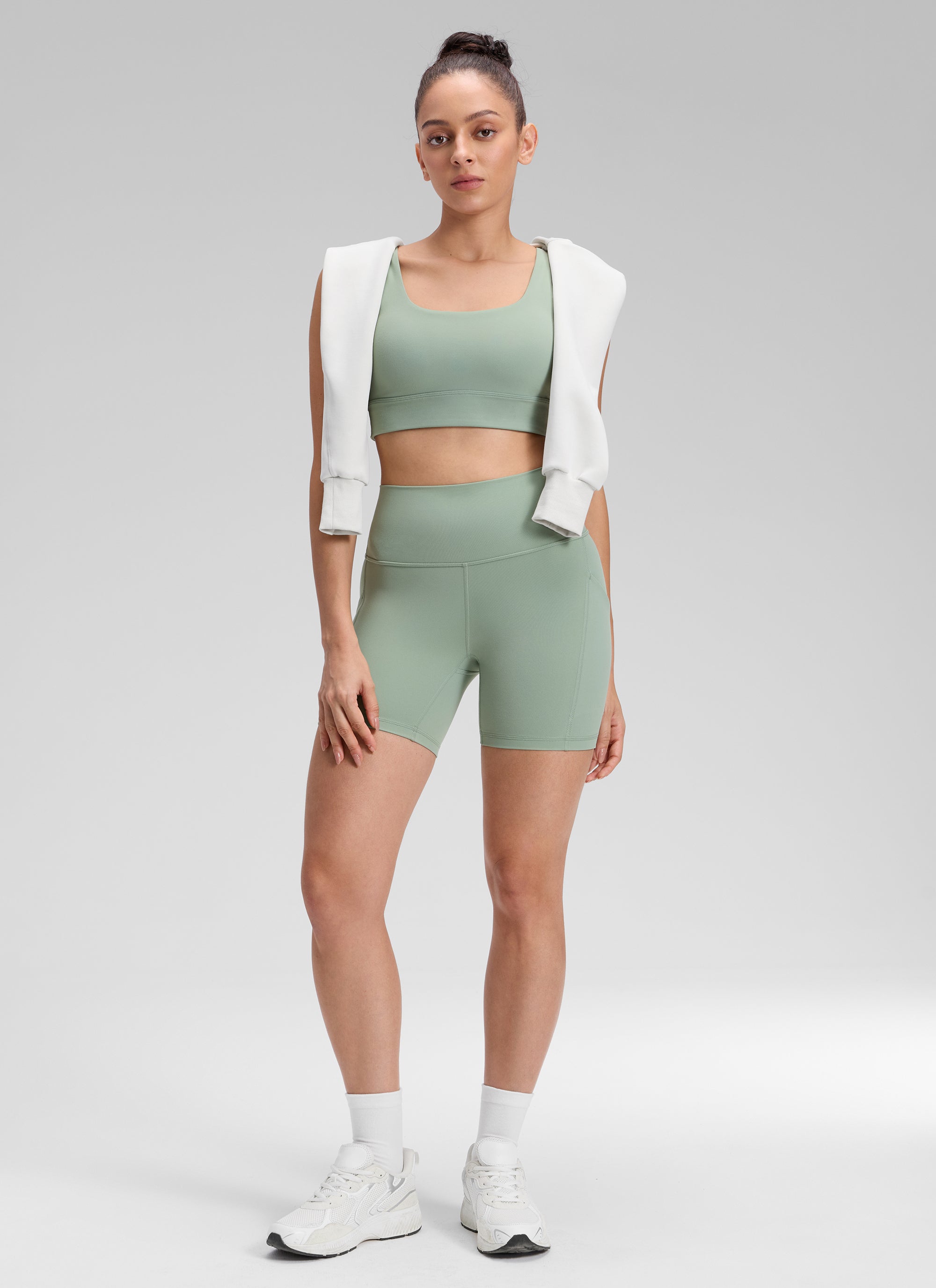 CRZ YOGA Yoga Wanita Bertingkat Tinggi Biker Butterluxe Seluar Pendek Poket 5'' Green Palm Court