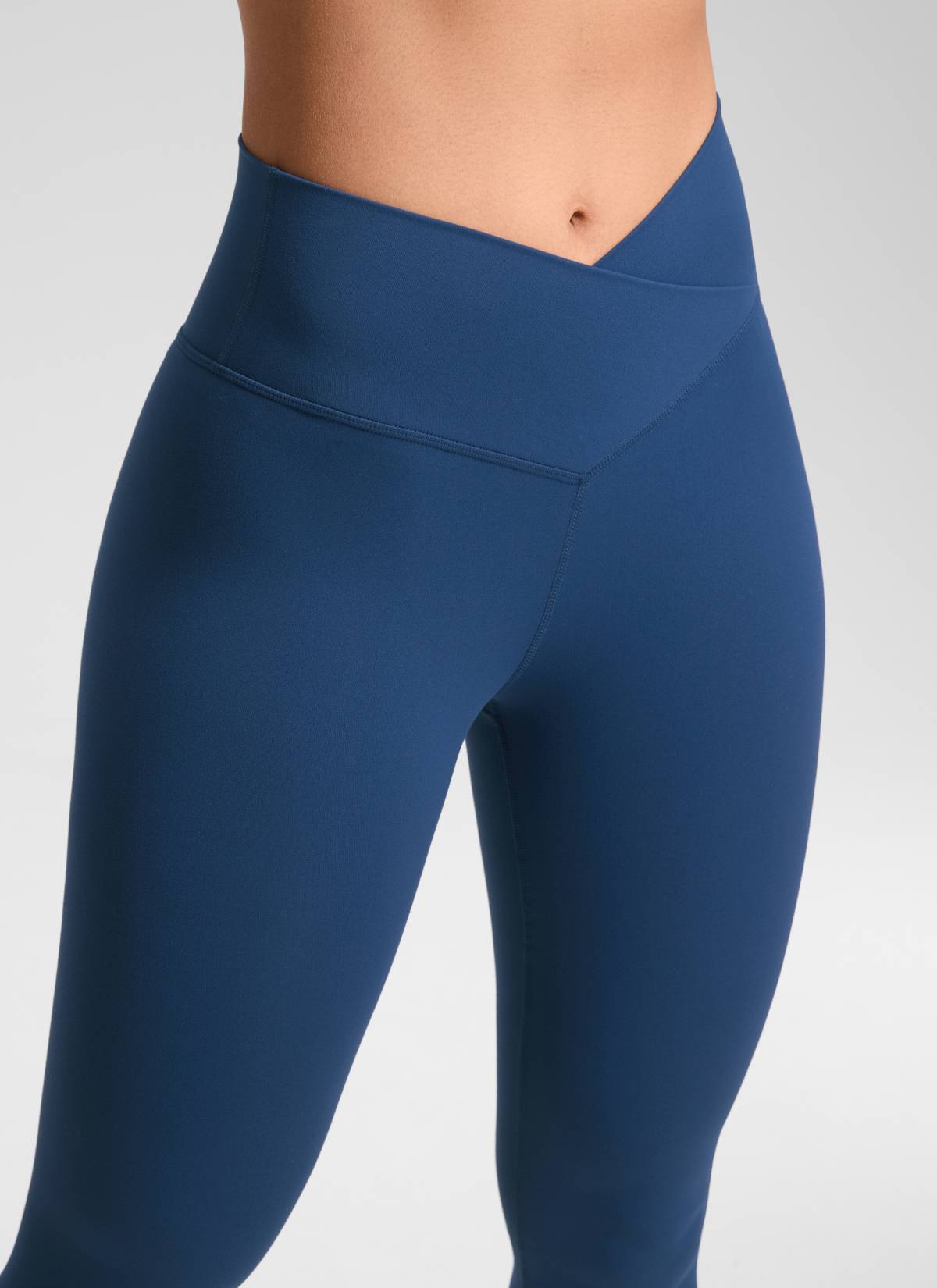 CRZ YOGA Wanita Bertingkat Tinggi Butterluxe Legging Yoga 25'' Pinggang Silang V Tentera Laut Perancis
