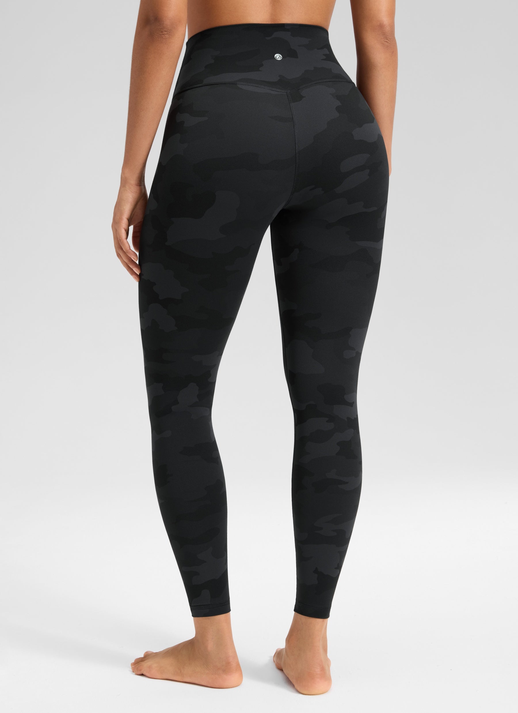 CRZ YOGA Wanita Bertingkat Tinggi Butterluxe Legging Yoga 25'' Pinggang Silang V Kelabu Gelap Penyamaran 2