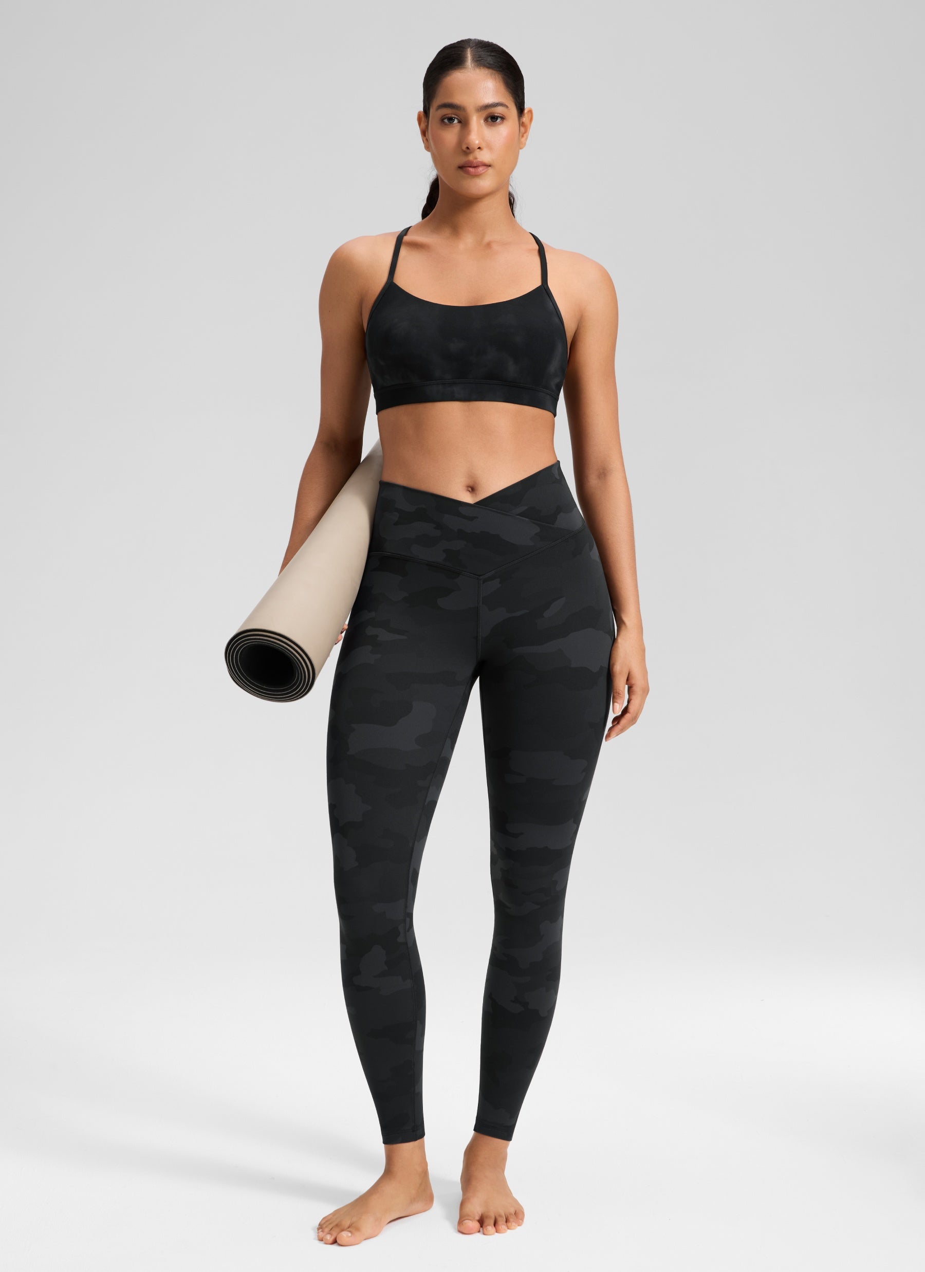 CRZ YOGA Wanita Bertingkat Tinggi Butterluxe Legging Yoga 25'' Pinggang Silang V Kelabu Gelap Penyamaran 2