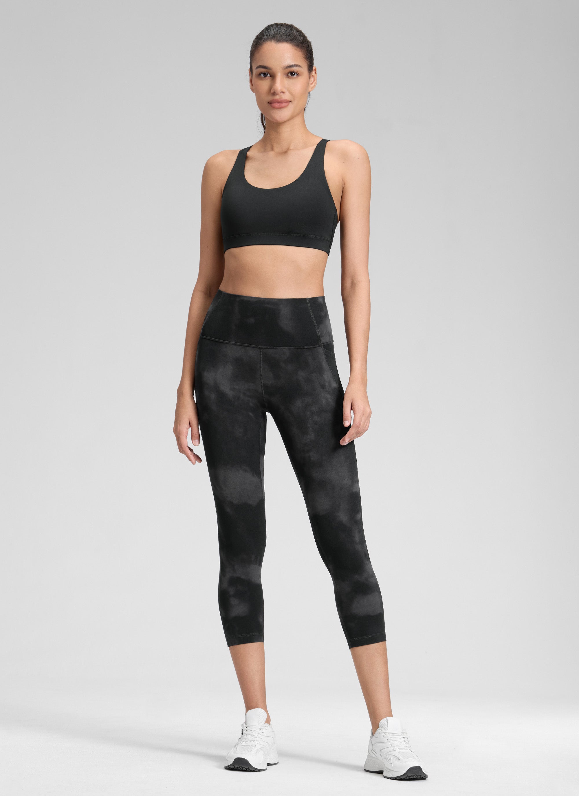 CRZ YOGA Yoga Tinggi Wanita Butterluxe Capri dengan Poket Bunga Pewarna Hitam 21''