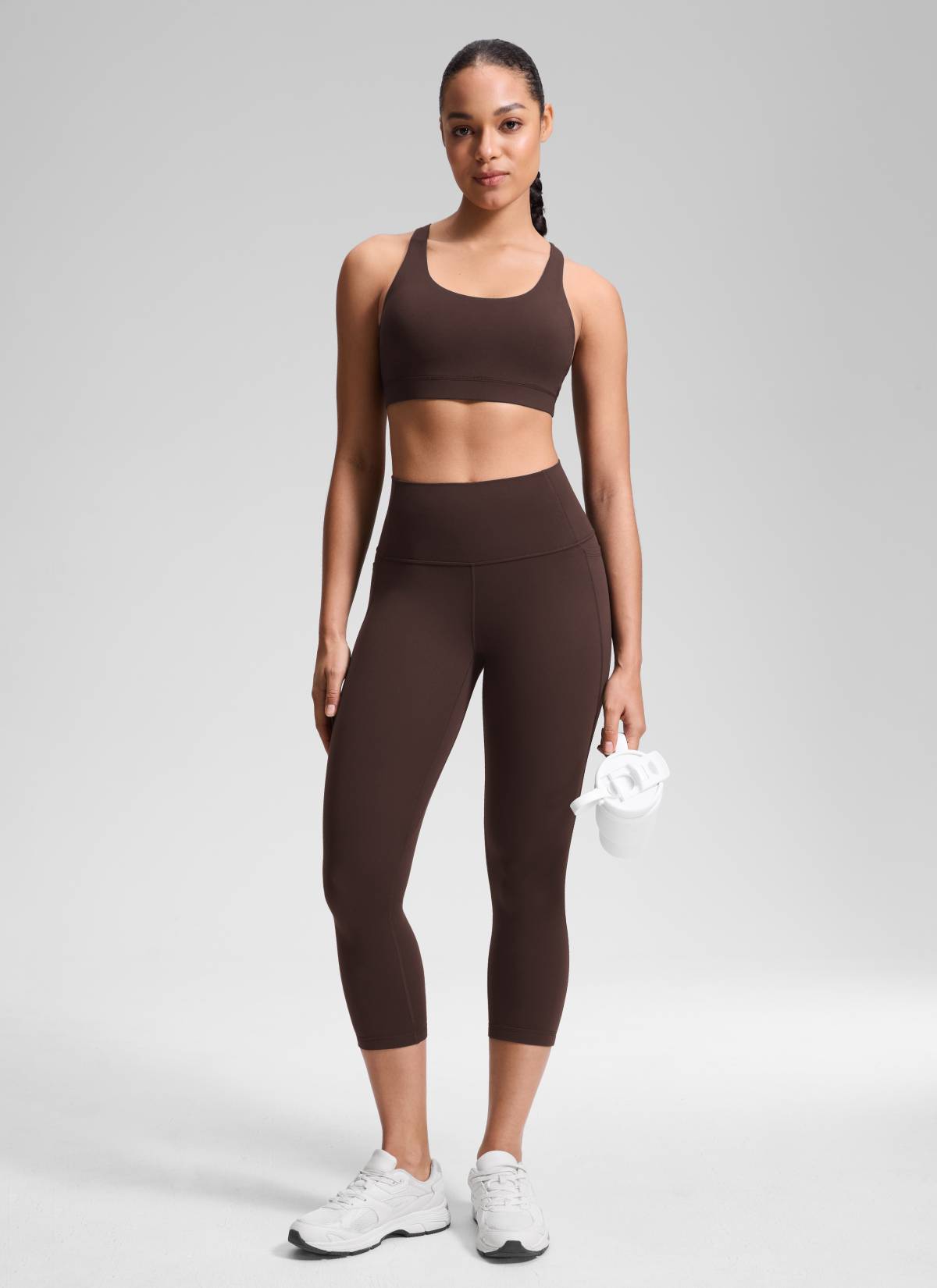 CRZ YOGA Yoga Tinggi Wanita Butterluxe Capri dengan Poket 21'' Coklat Fudge Panas
