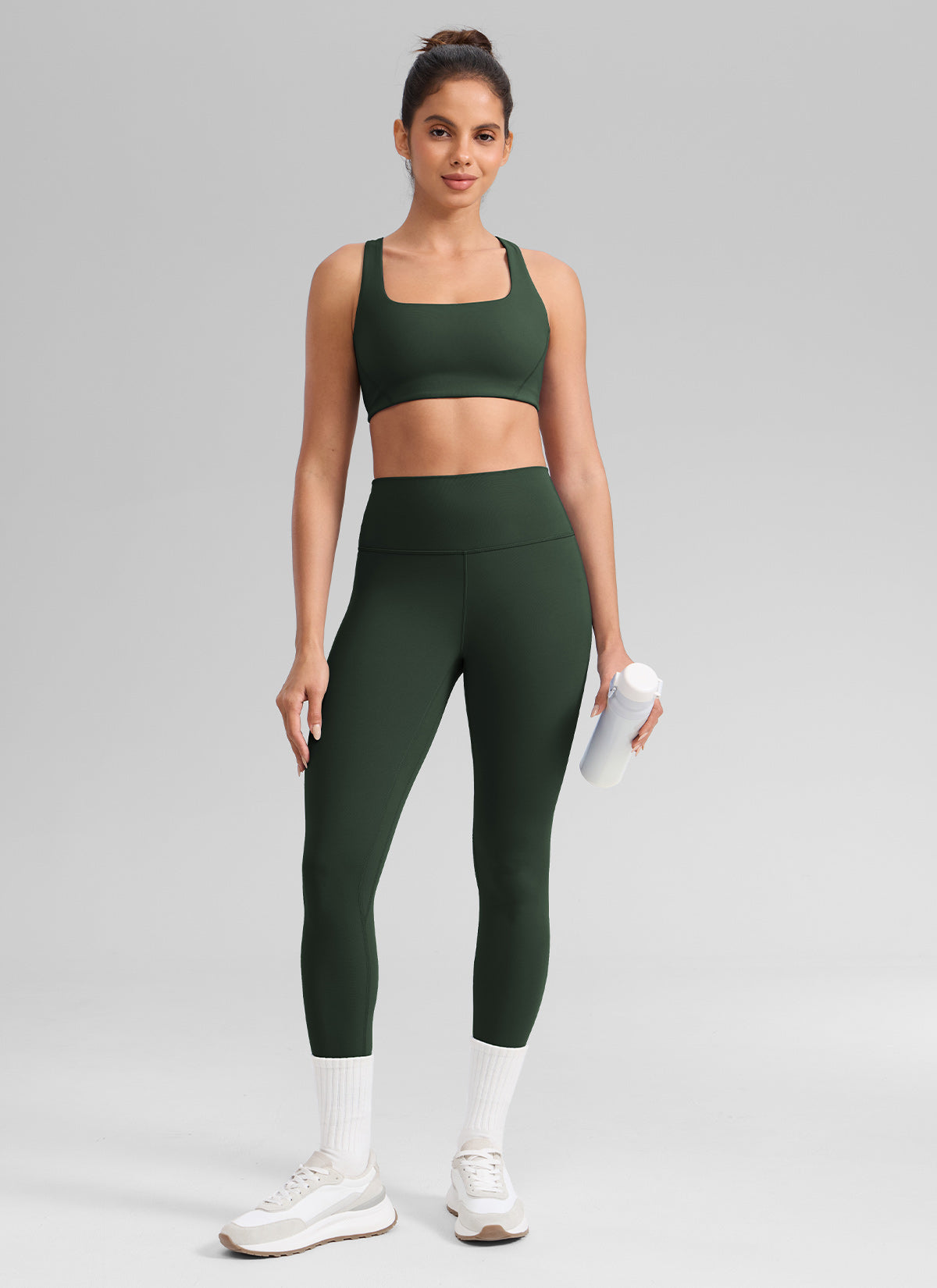CRZ YOGA Pambabaeng Pag-eehersisyo Mataas na Pagtaas Butterlift Yoga Leggings 25'' Legend Green