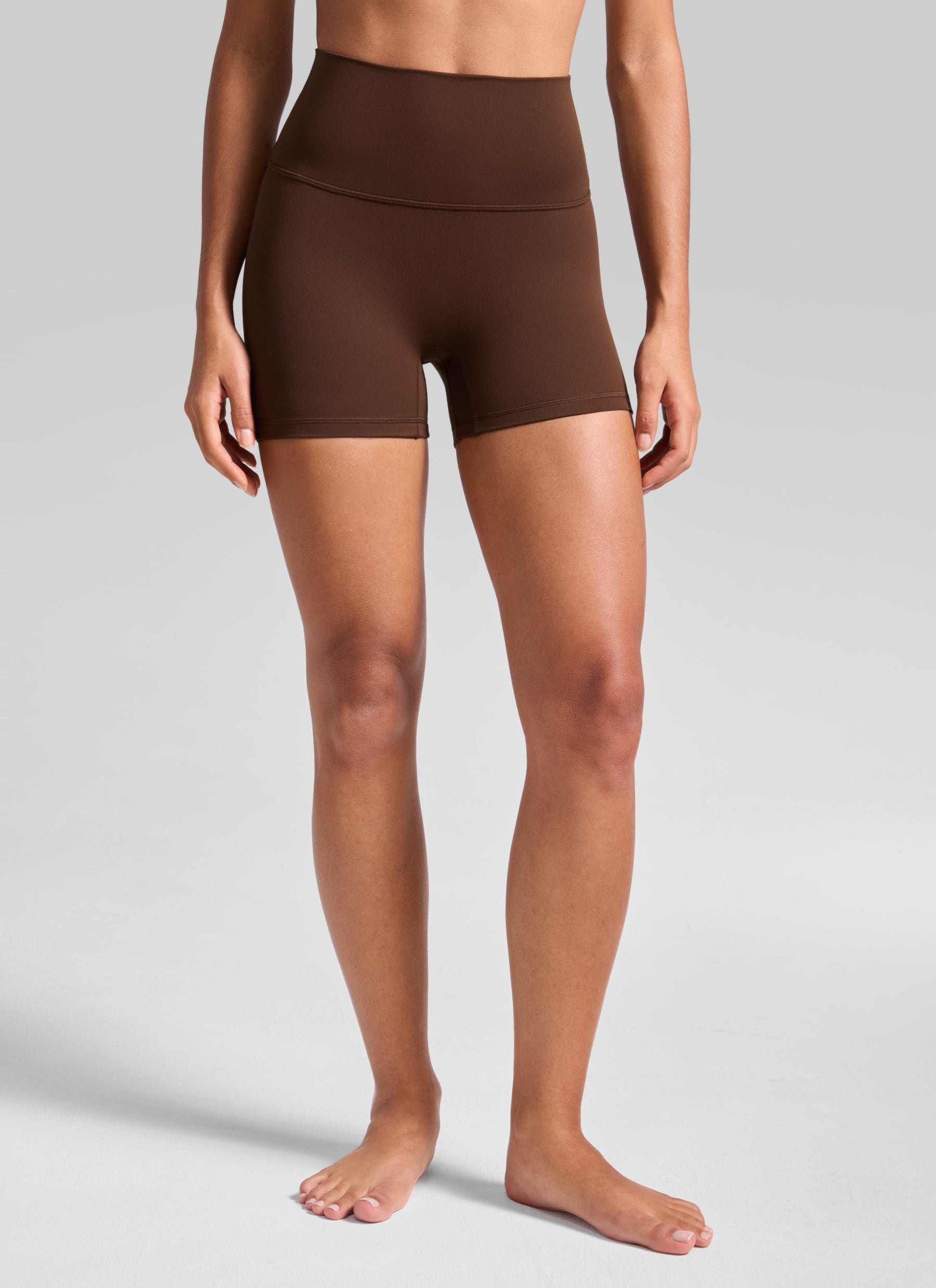 CRZ YOGA Wanita Butterluxe Seluar Pendek Yoga Tinggi Tanpa Jahitan Depan 4'' Coklat Lava