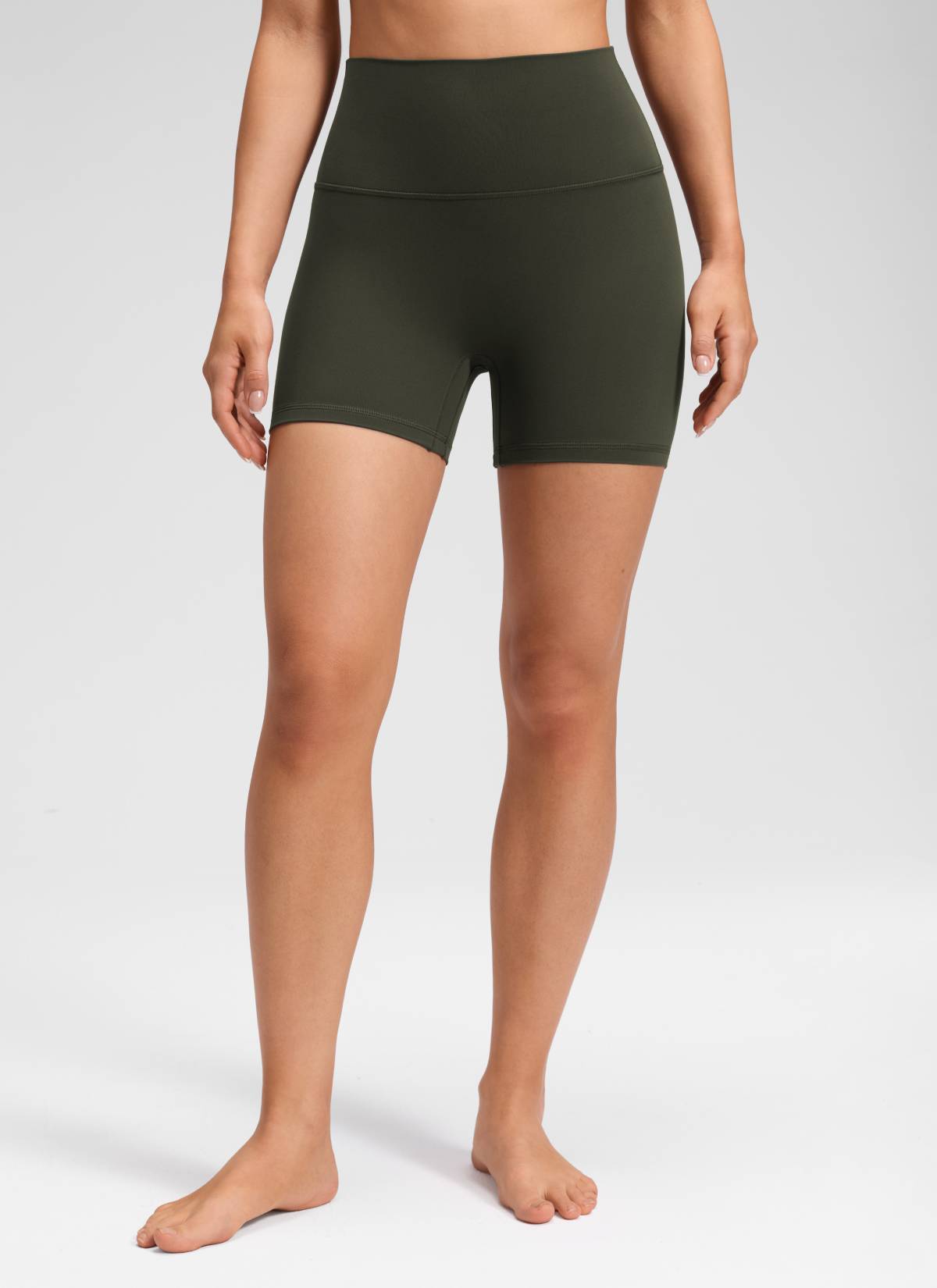 CRZ YOGA Wanita Butterluxe Seluar Pendek Yoga Tinggi Tanpa Jahitan Depan 4'' Hijau Zaitun