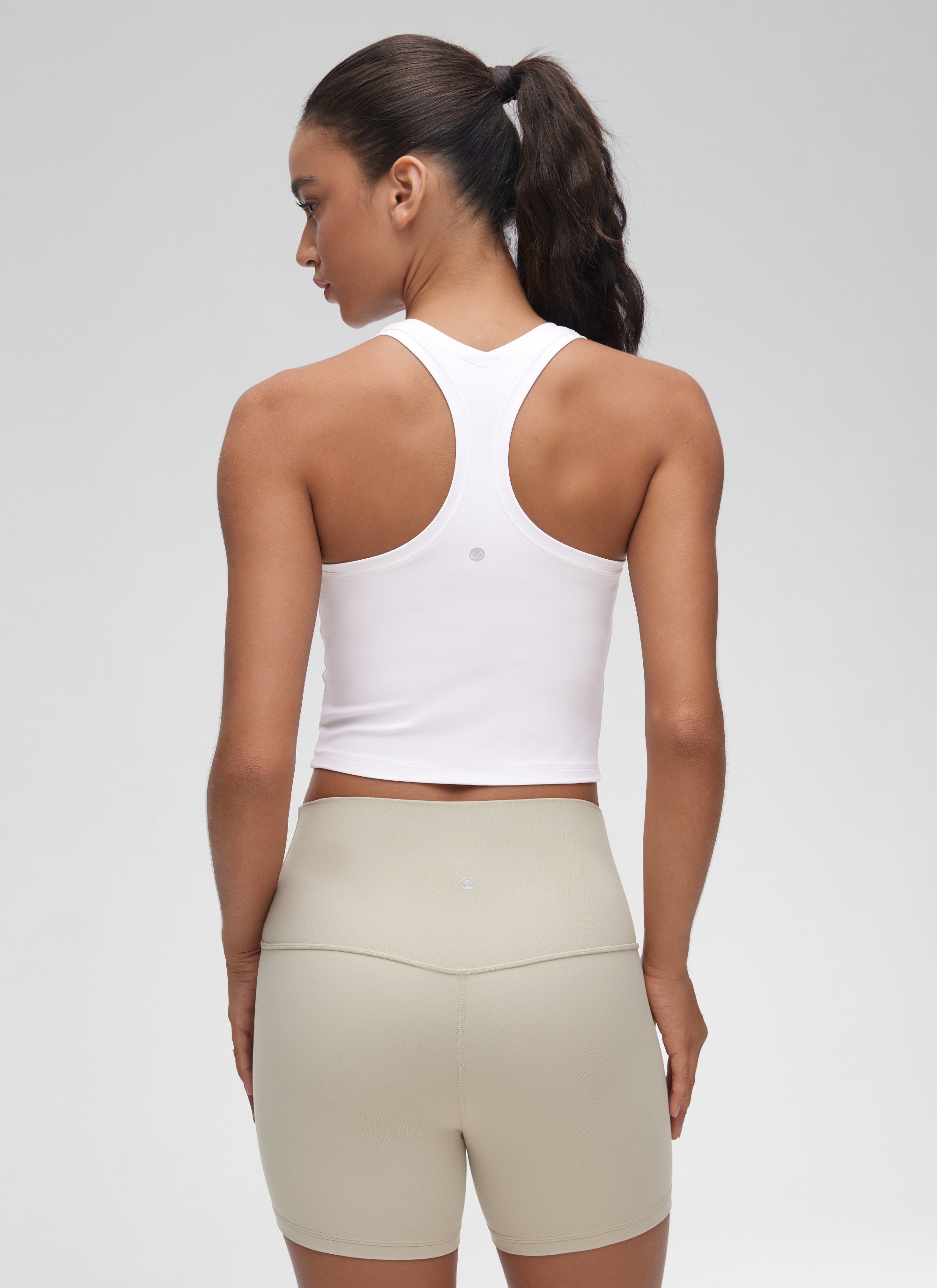 CRZ YOGA Áo thun yoga ngắn tay cổ tròn, lưng khoét sâu dành cho nữ " Butterluxe " màu trắng