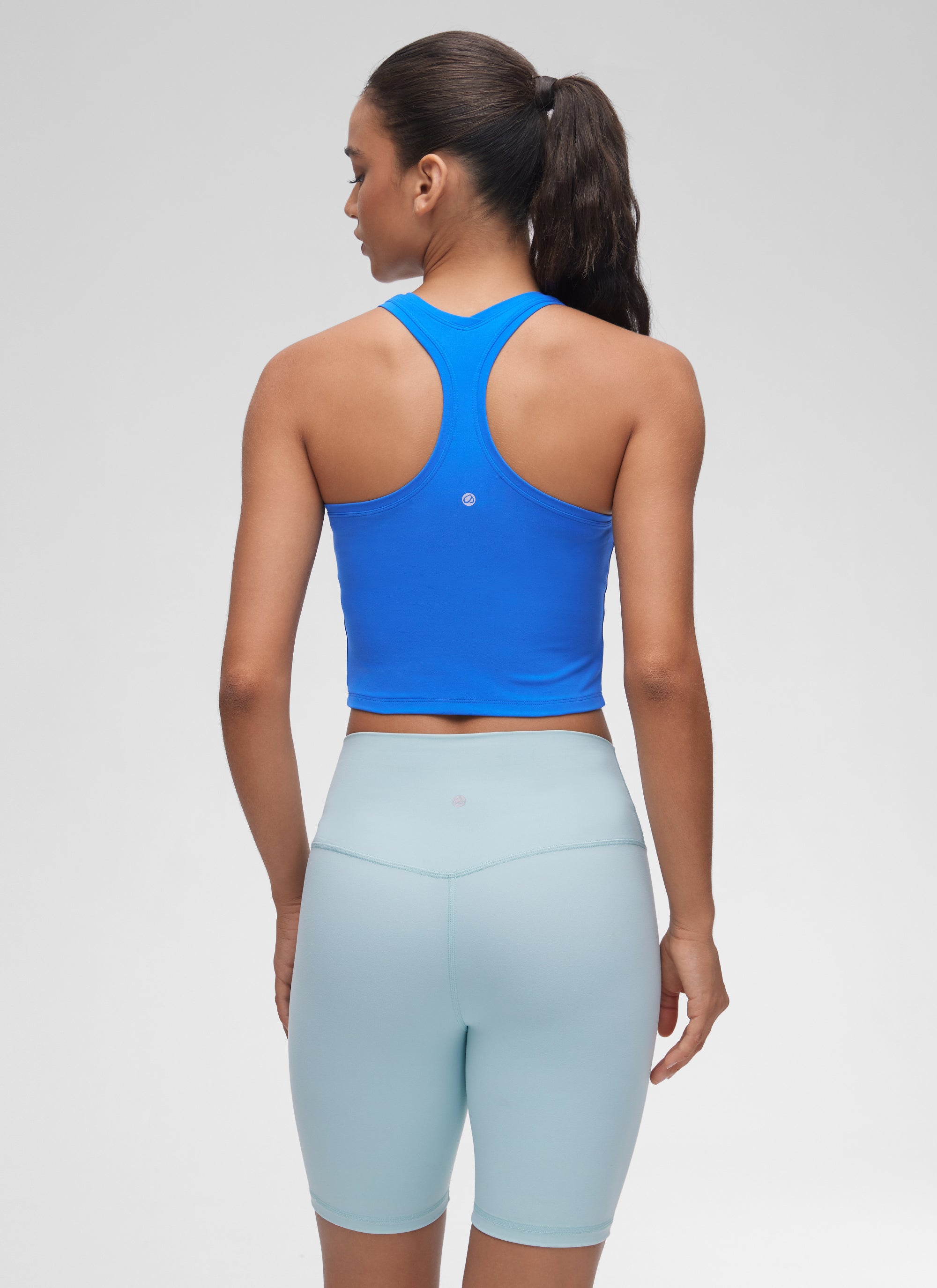 CRZ YOGA Áo thun yoga ngắn tay cổ tròn, lưng khoét sâu dành cho nữ " Butterluxe " màu xanh lấp lánh