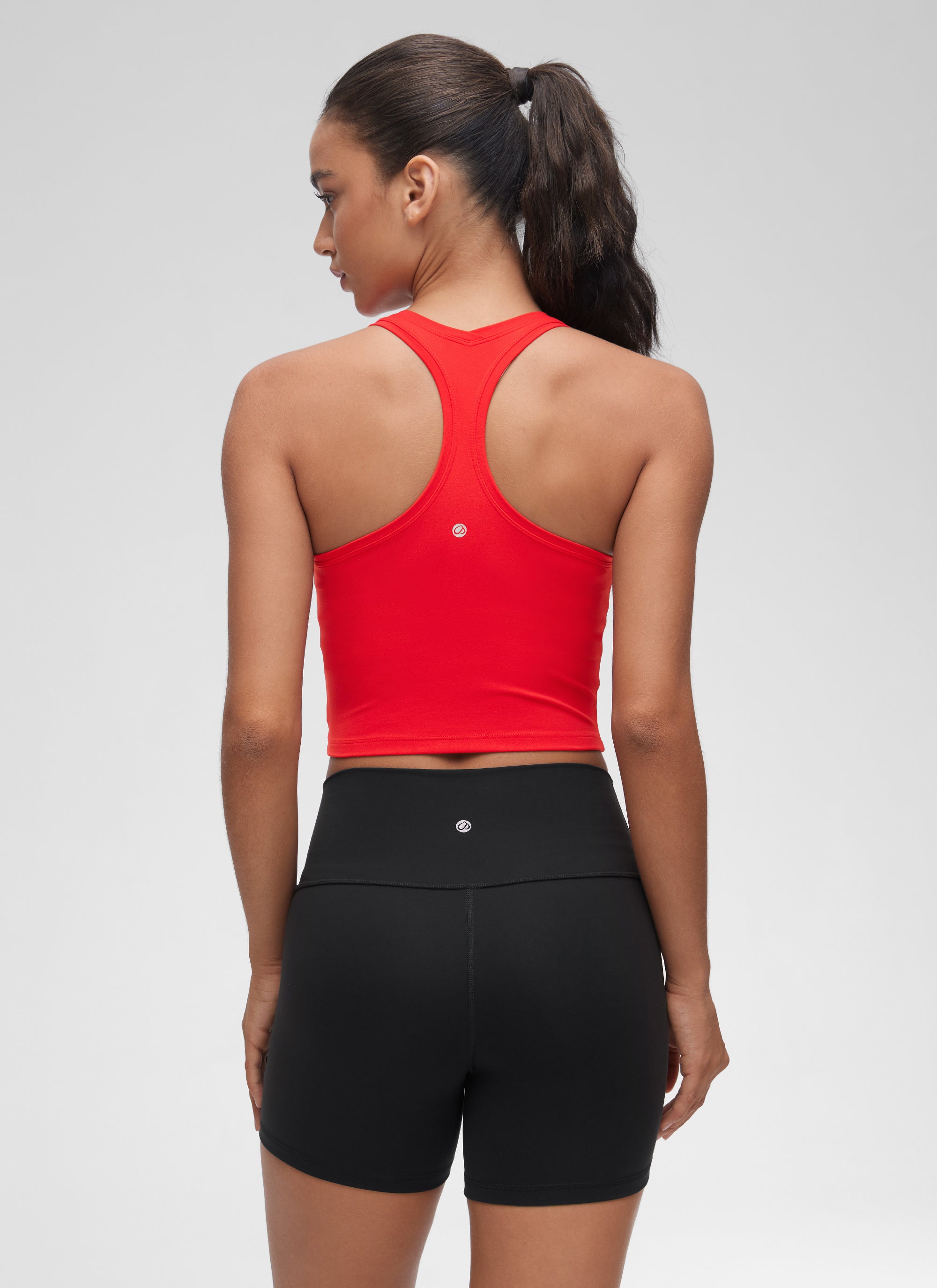 CRZ YOGA Áo thun yoga nữ kiểu cropped, cổ tròn, lưng khoét sâu, màu đỏ đậm ( Butterluxe )