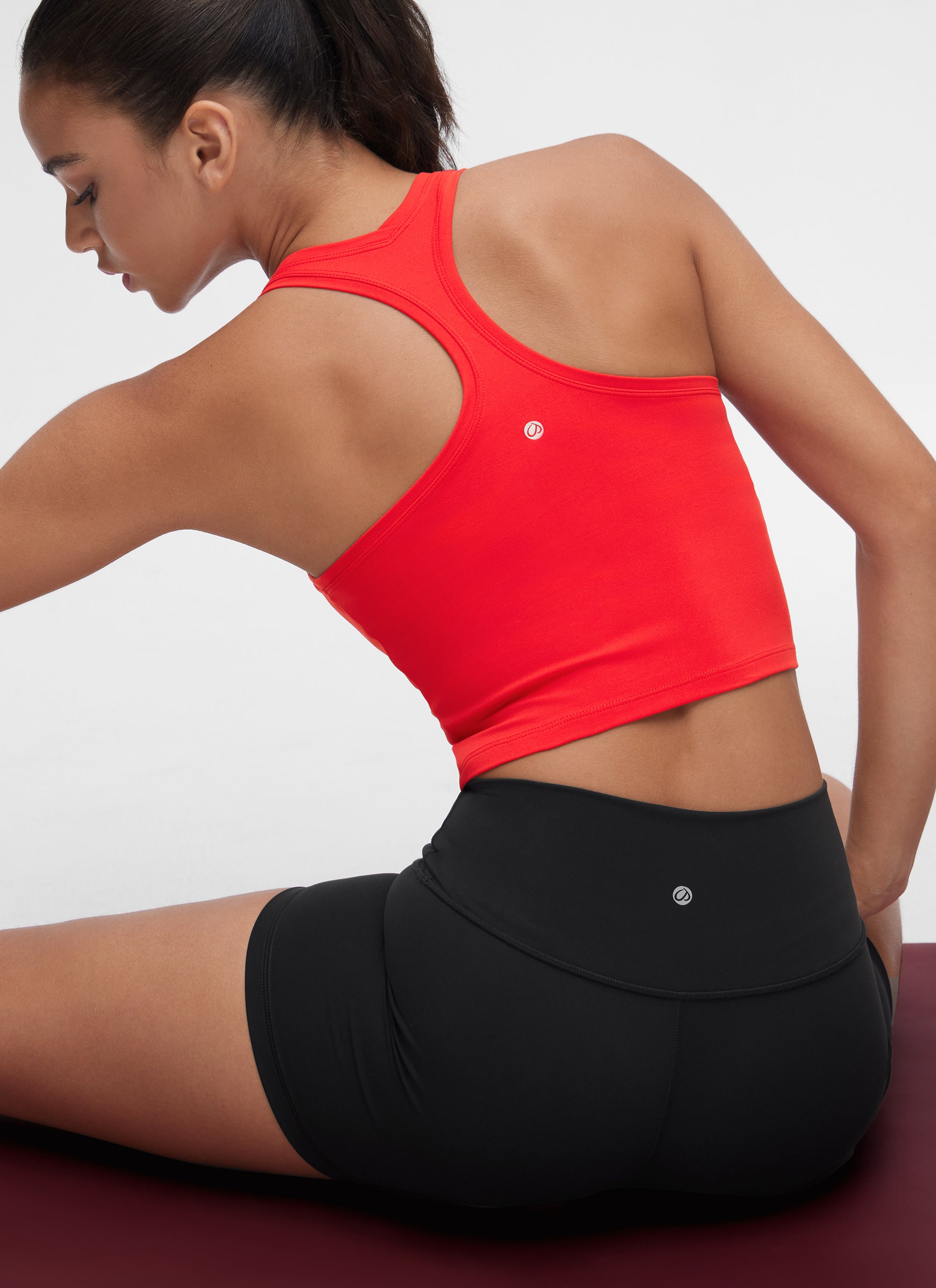 CRZ YOGA Áo thun yoga nữ kiểu cropped, cổ tròn, lưng khoét sâu, màu đỏ đậm ( Butterluxe )