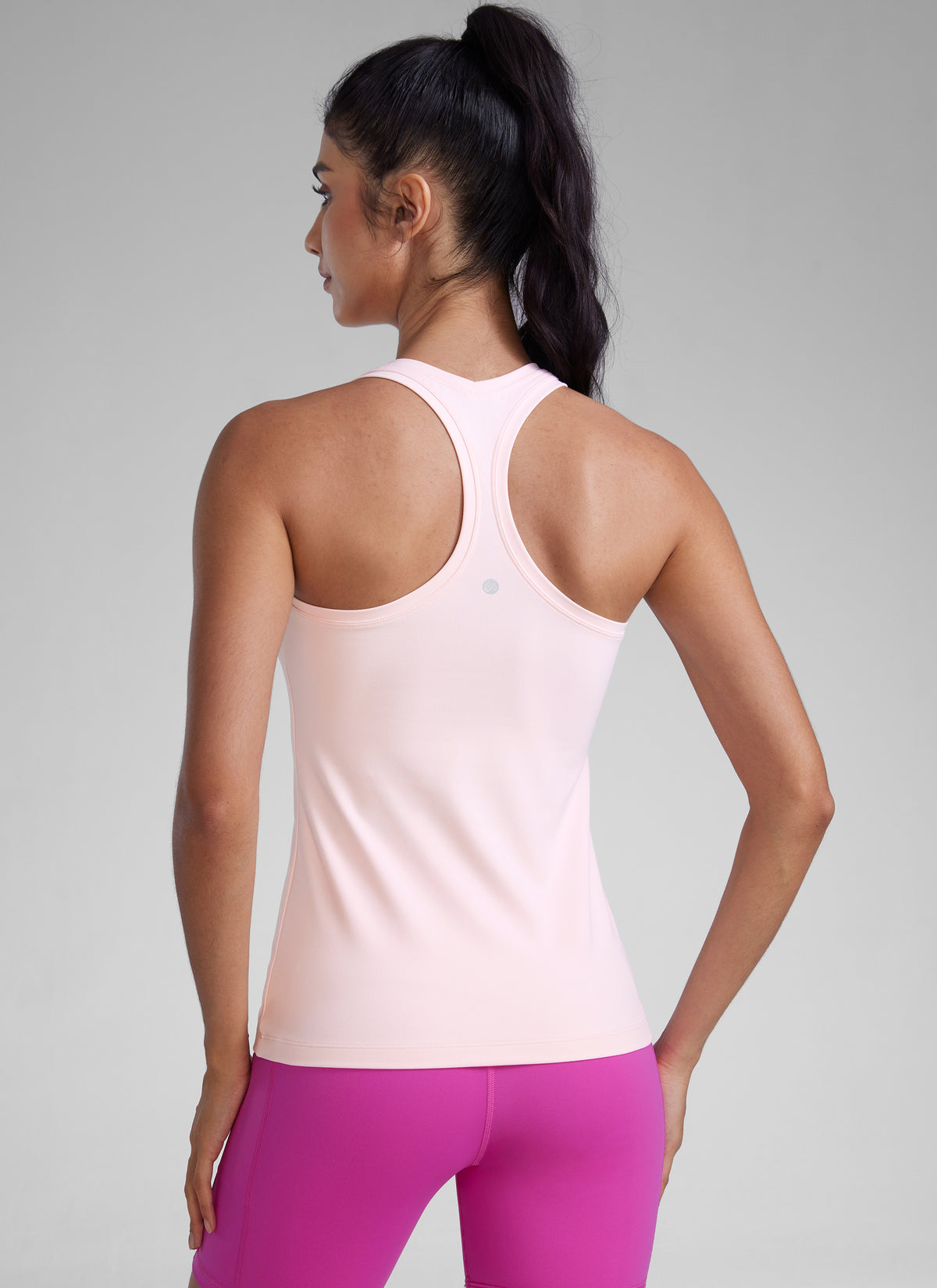 CRZ YOGA Women's Yoga Slim Fit Tops Butterluxe Tank Racerback Strawberry Pink @model_info:Paula