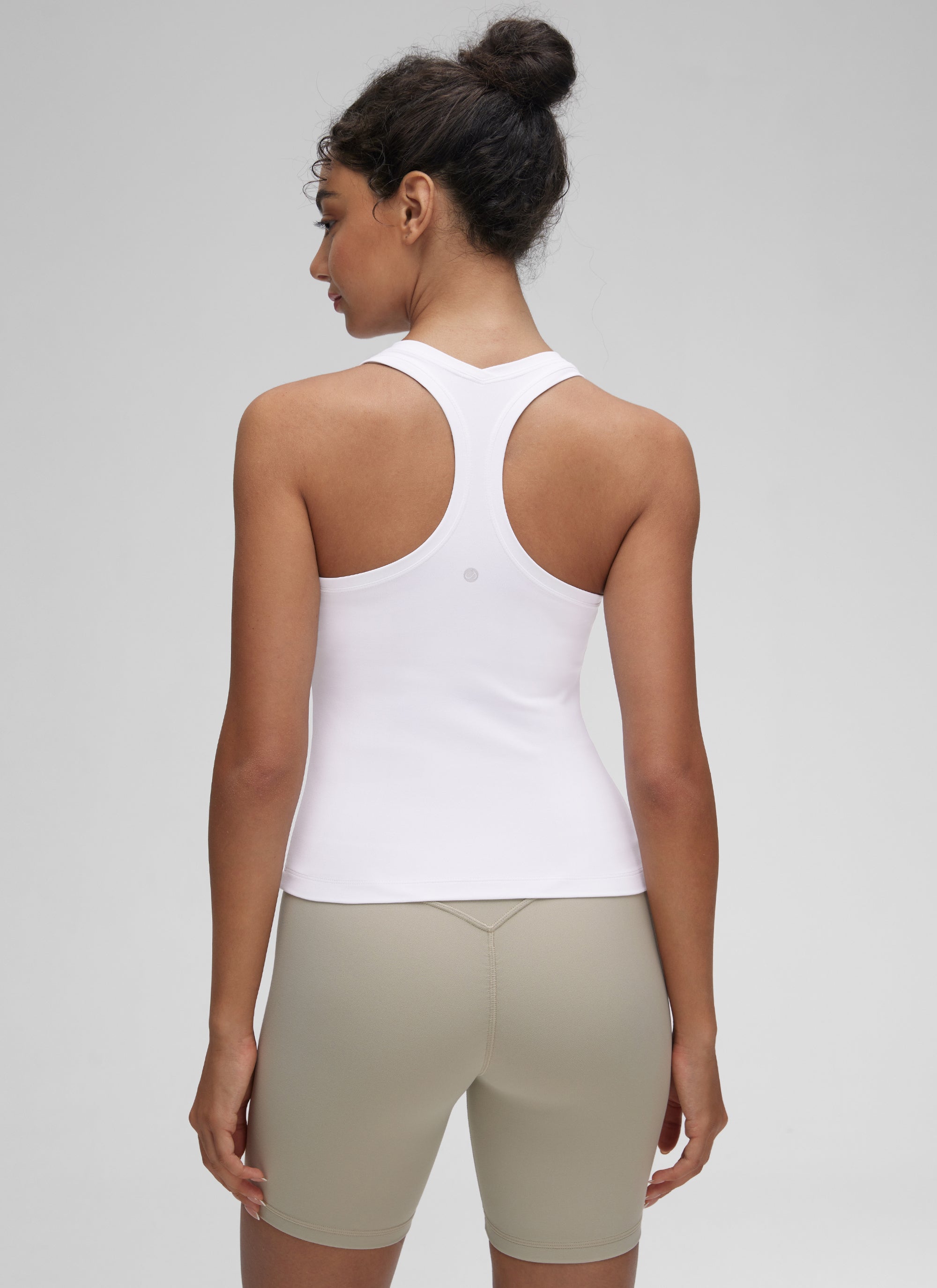 CRZ YOGA Tank Top Sukan Wanita Regular Fit Butterluxe Leher Bulat Racerback Putih