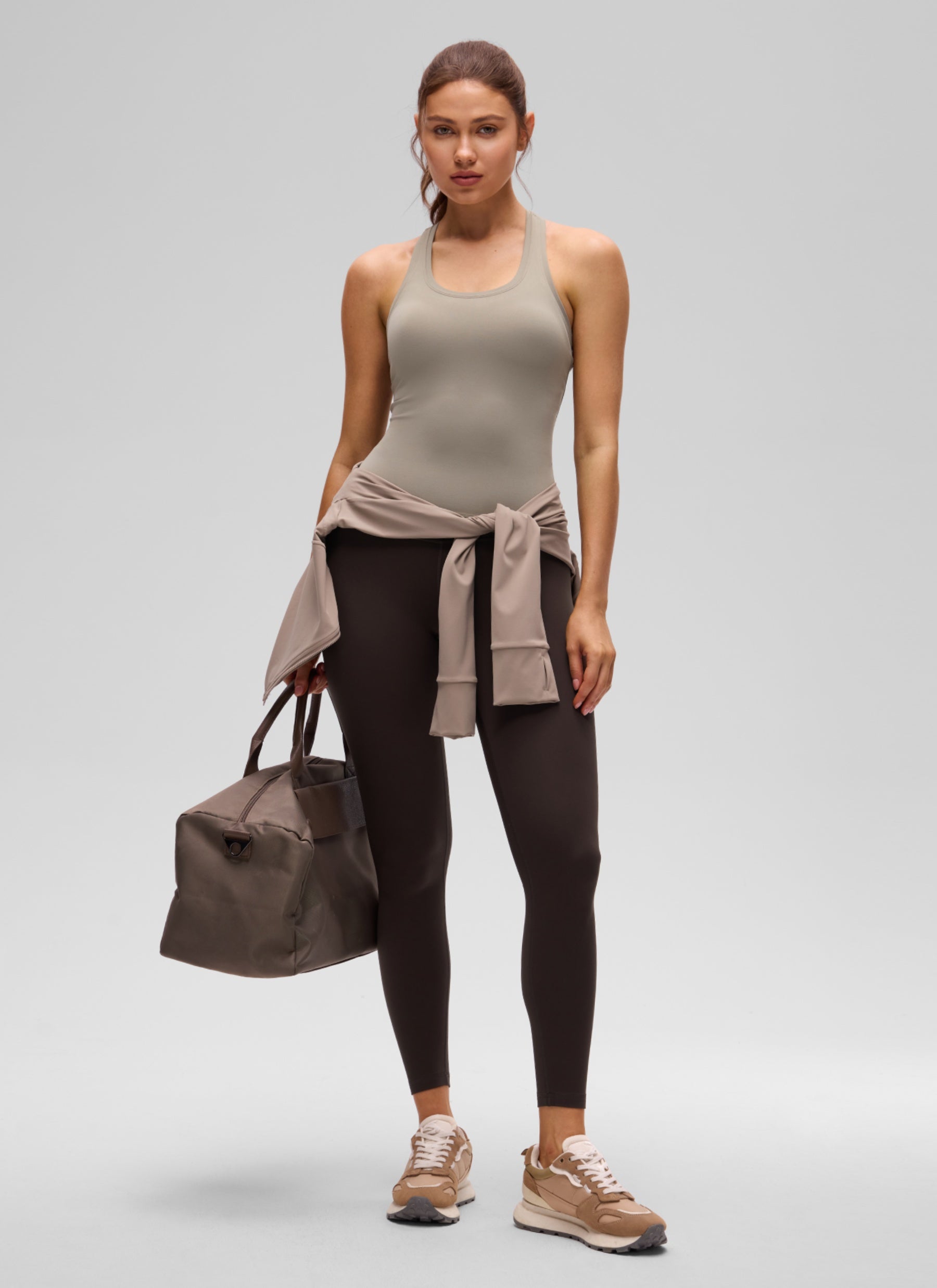 CRZ YOGA Tank Top Sukan Wanita Regular Fit Butterluxe Leher Bulat Racerback Kelabu Abu Hangat