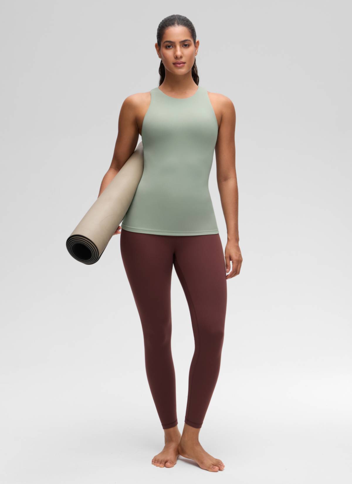 CRZ YOGA महिलाओं का योग स्लिम फिट टॉप Butterluxe टैंक रेसरबैक हाई नेक ग्रीन पाम कोर्ट