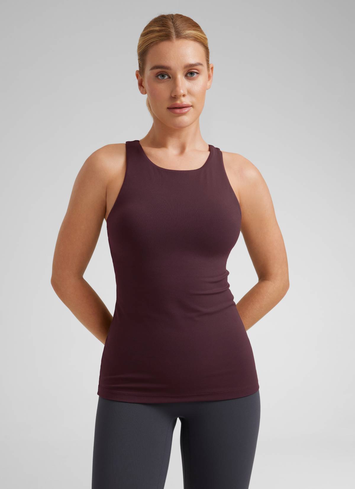 CRZ YOGA महिलाओं का योग स्लिम फिट टॉप Butterluxe टैंक रेसरबैक हाई नेक राइप प्लम