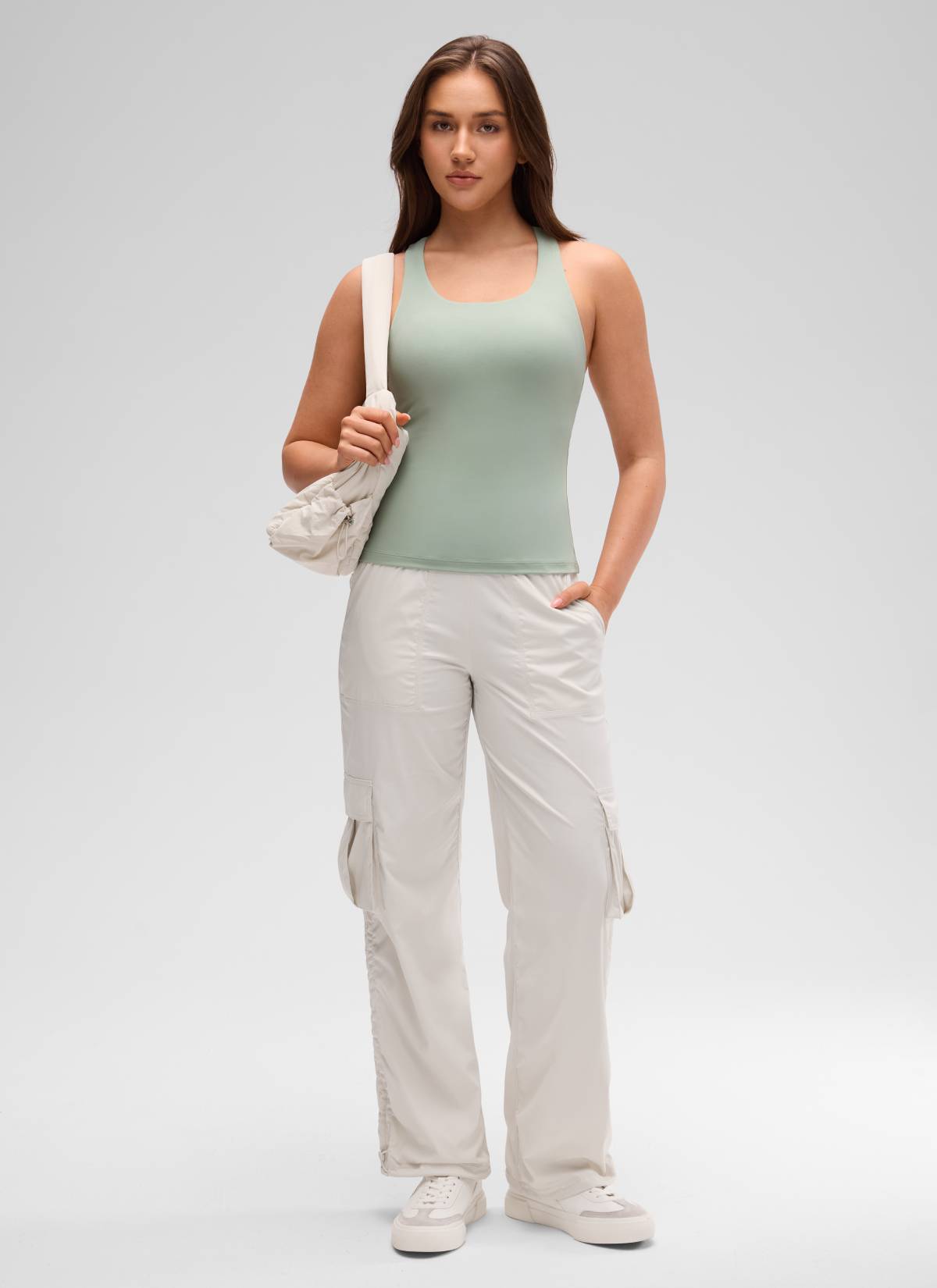 Áo thun yoga ôm sát dành cho nữ CRZ YOGA - Mẫu " Butterluxe " - Áo ba lỗ có áo lót tích hợp - Màu xanh lá cây Palm Court