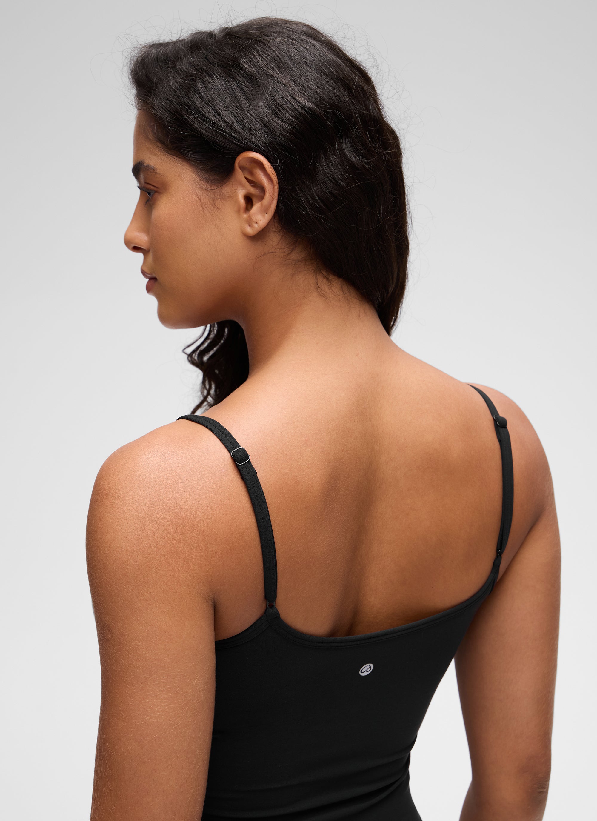 CRZ YOGA Áo thun không tay nữ kiểu dáng thoải mái, cổ tròn, lưng khoét chữ U, lót kép, màu đen ( Butterluxe )