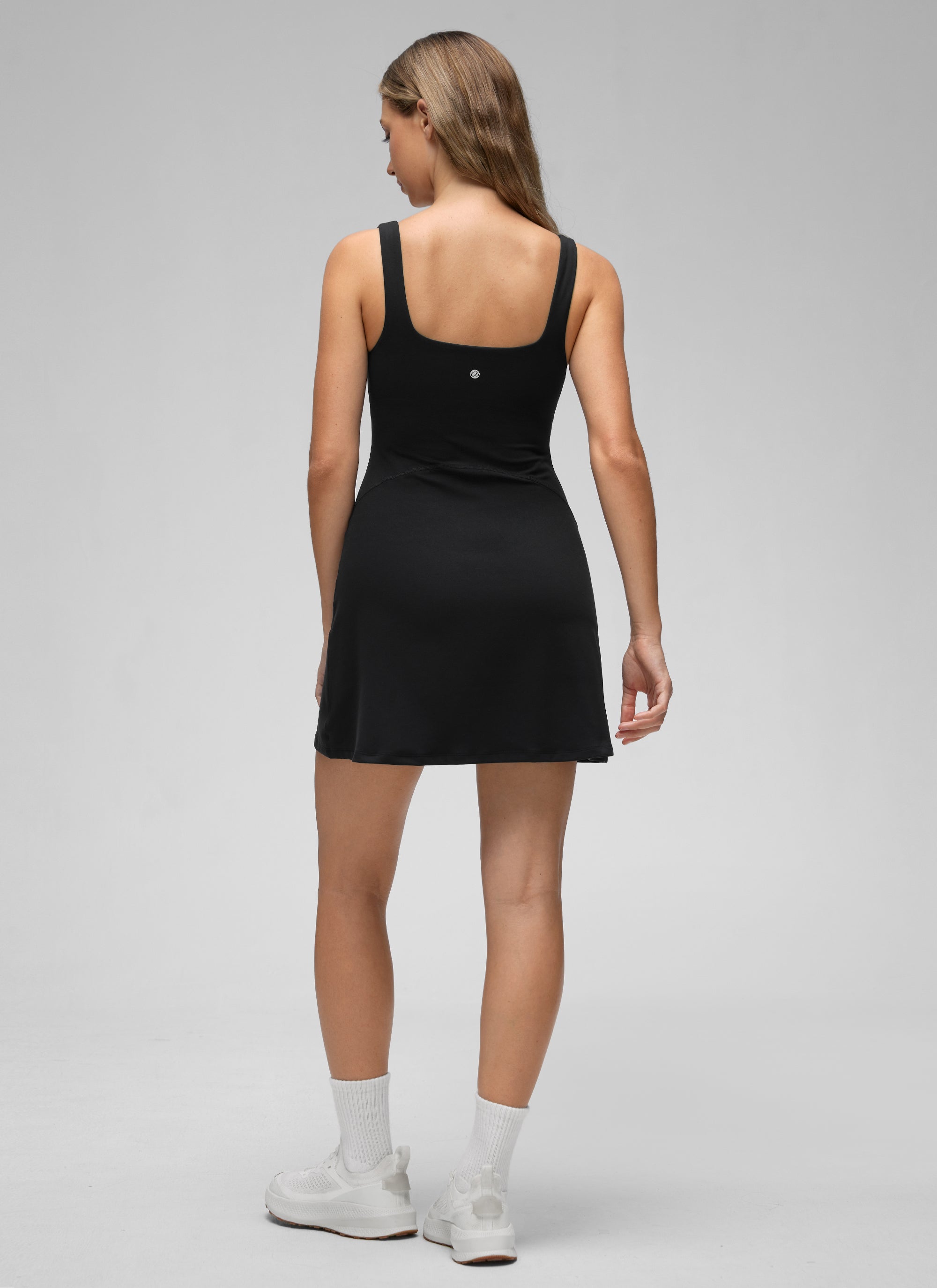 CRZ YOGA - Váy tennis dành cho nữ kiểu A-line, cổ vuông, có lớp lót ngực, chất liệu vải " Butterluxe ", màu đen