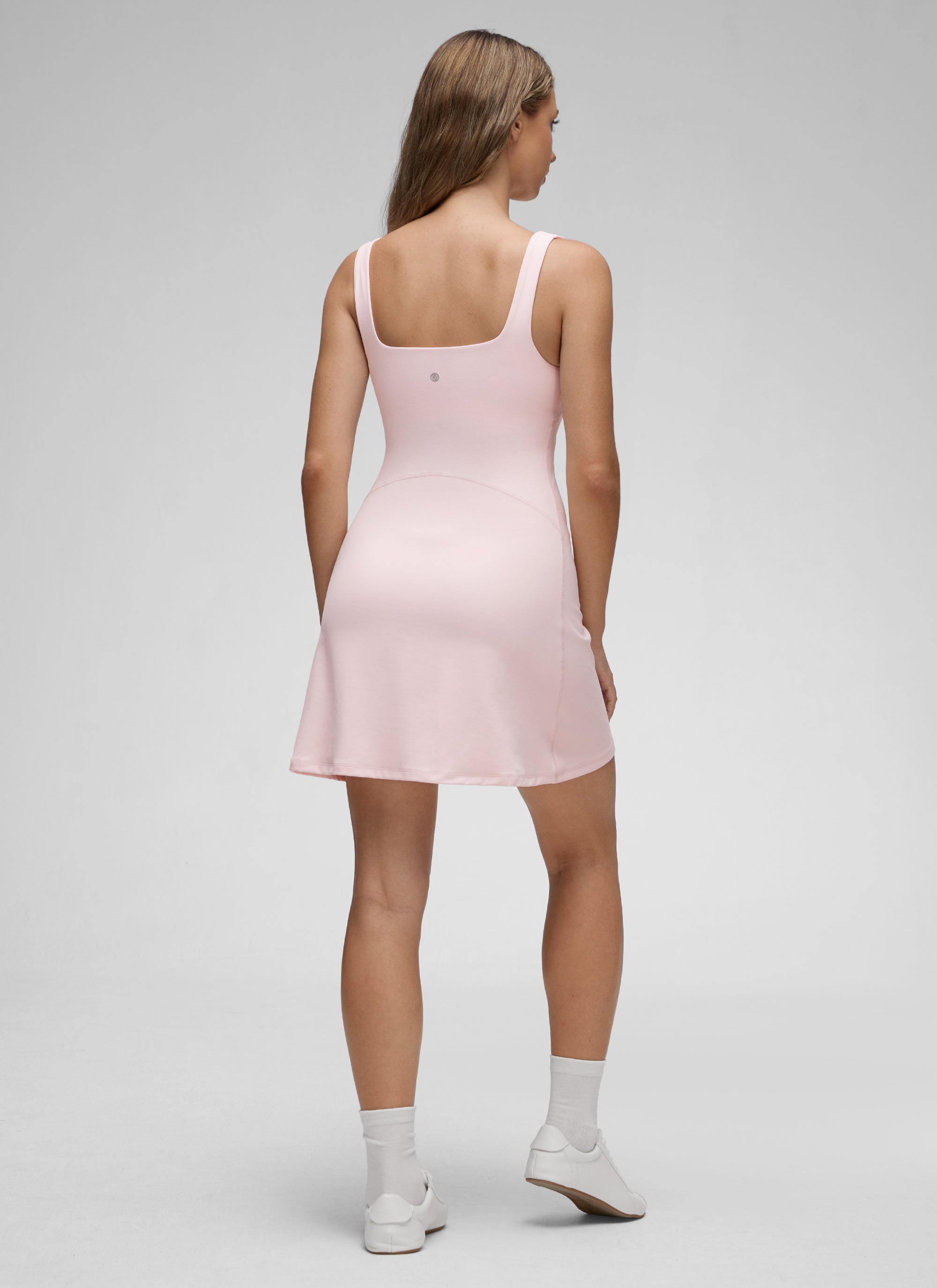 Butterluxe CRZ YOGA - Váy tennis kiểu A-line dành cho nữ, cổ vuông, có lớp lót ngực, họa tiết dâu tây, màu hồng dâu tây