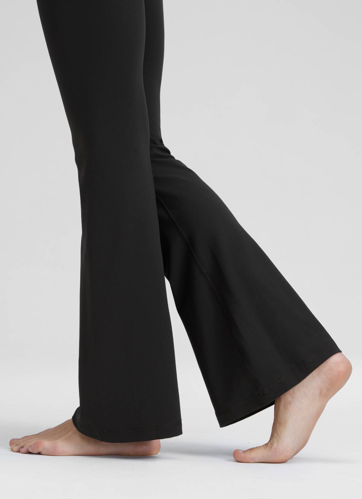 CRZ YOGA Quần legging nữ kiểu chéo chữ V, cạp cao, ống loe, màu Butterluxe , cỡ 31