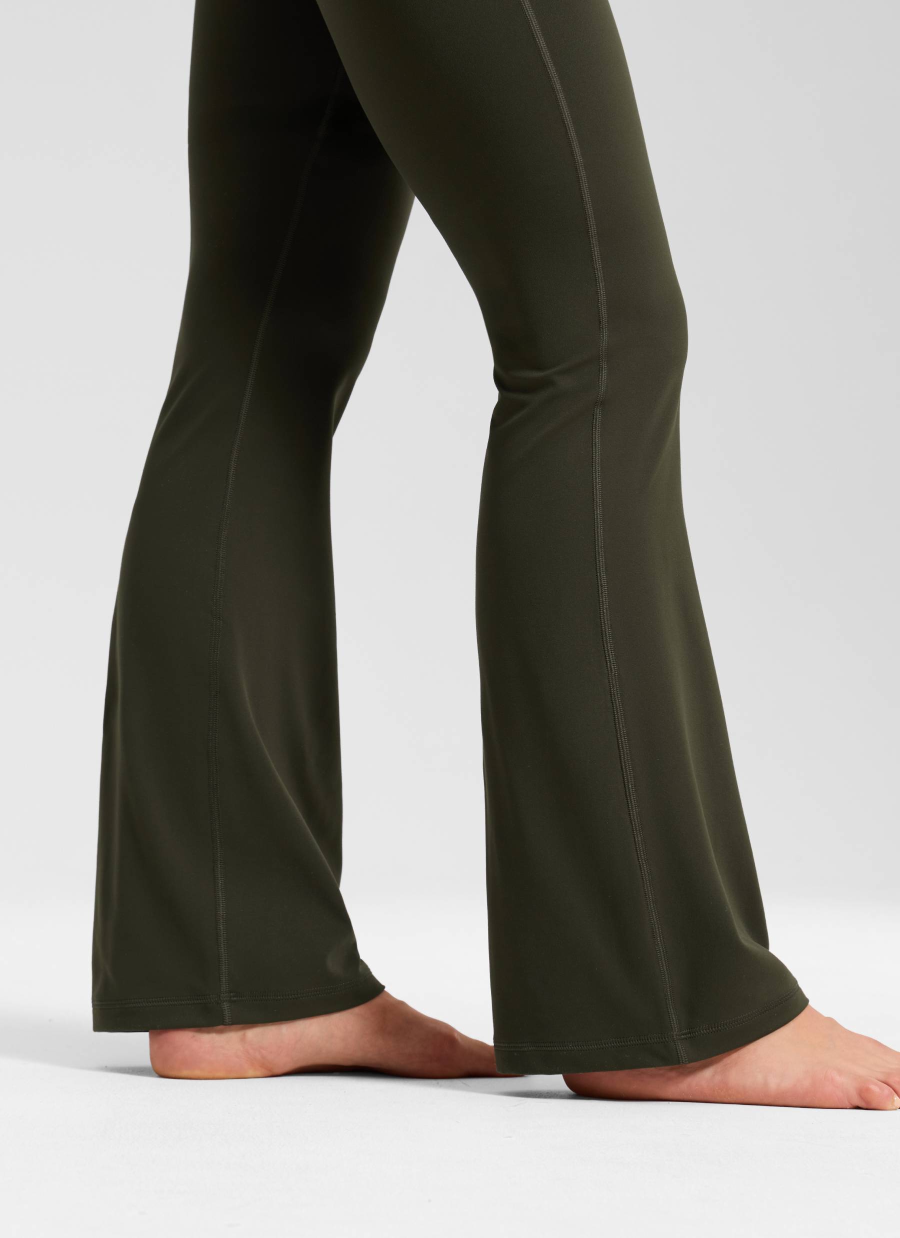 Butterluxe Legging Poket Potongan Boot Kaki Lebar Pinggang Tinggi 31