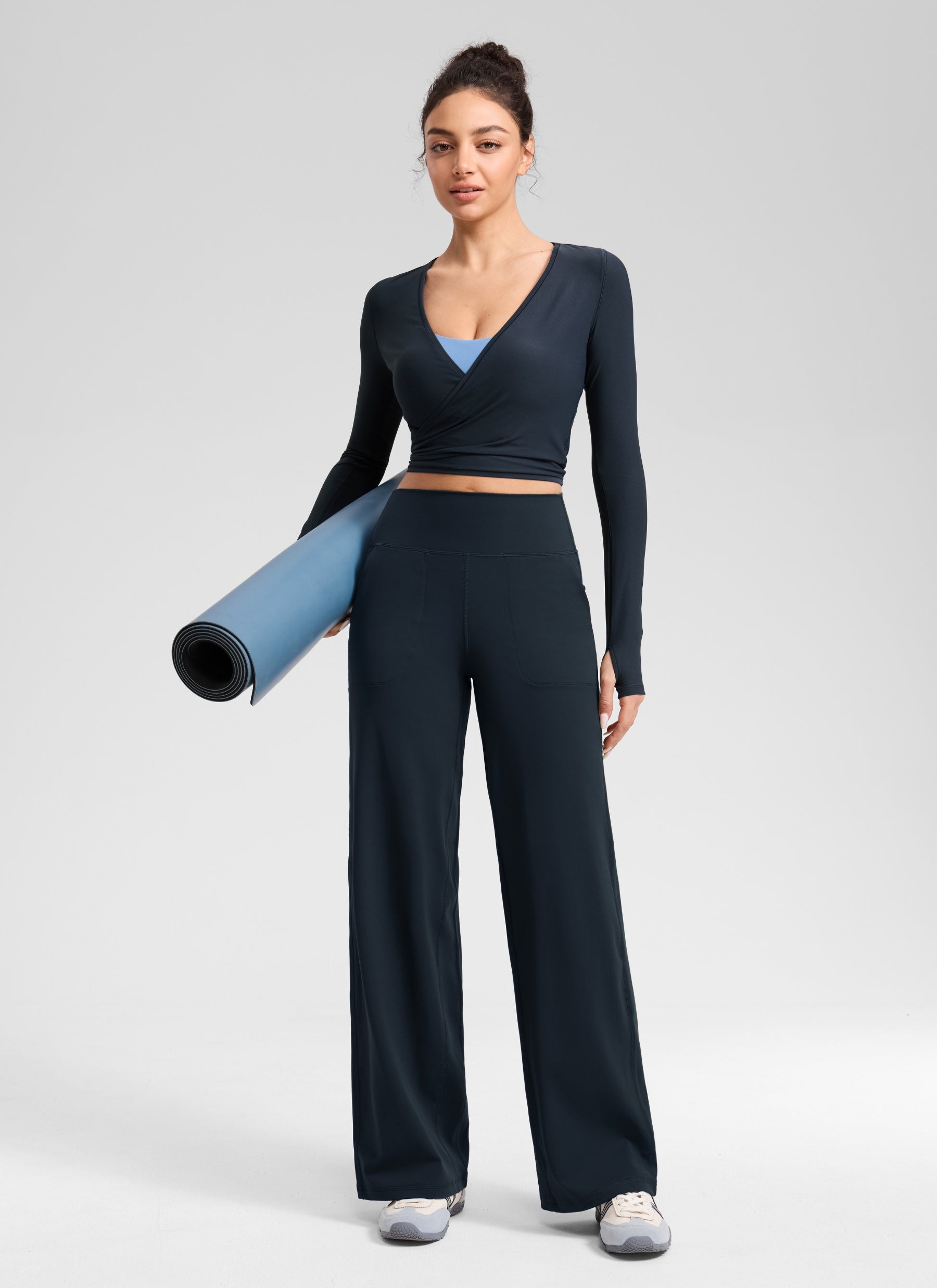 CRZ YOGA レディース「Butterlift 」ハイウエスト・ワイドレッグパンツ（ポケット付き） トゥルーネイビー