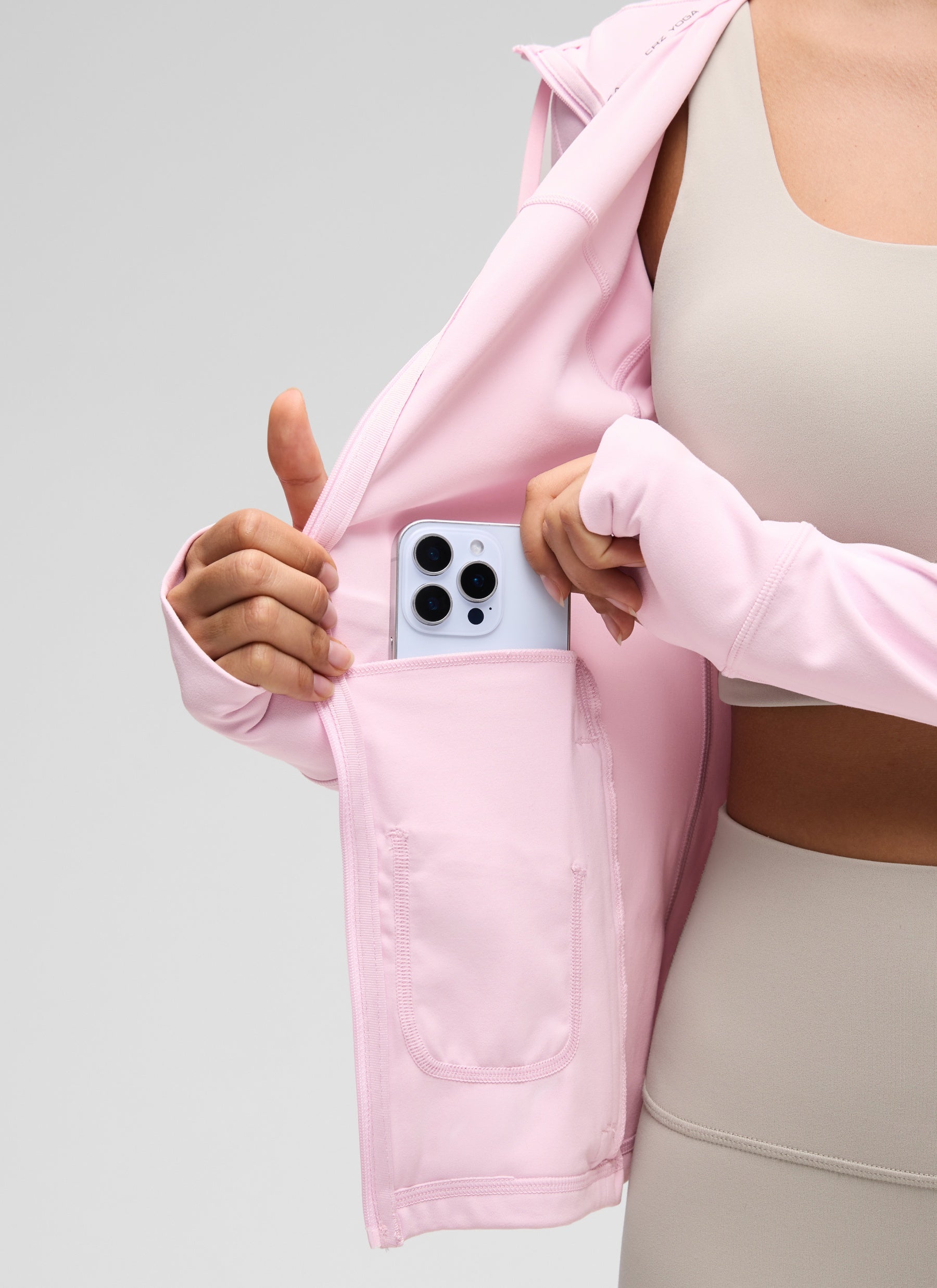 Jaket Berhud Zip Penuh Poket Potongan Langsing Butterluxe Wanita CRZ YOGA Pink Peony