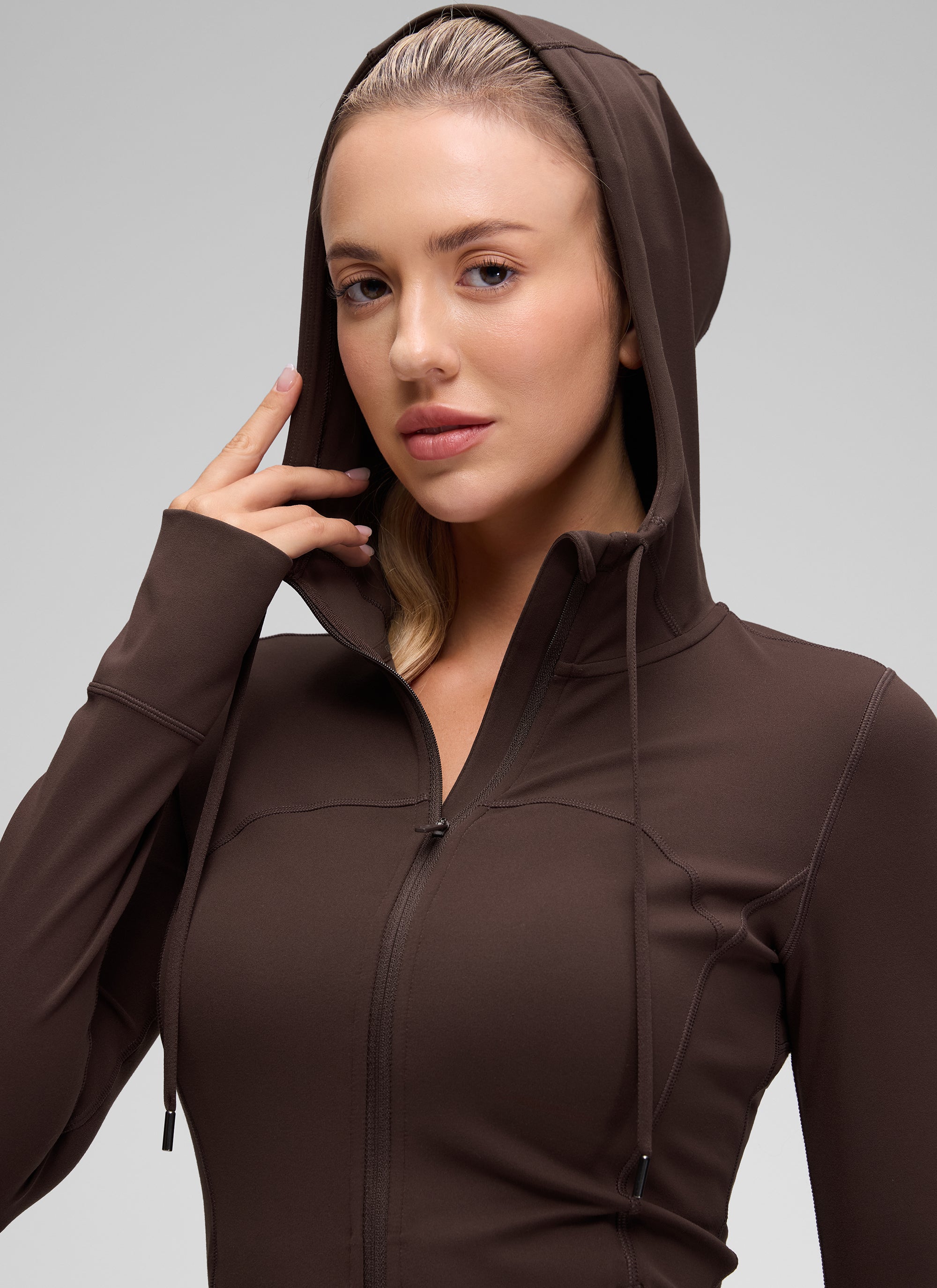 Jaket Berhud Zip Penuh Poket Potongan Langsing Butterluxe Wanita CRZ YOGA Perang Hot Fudge
