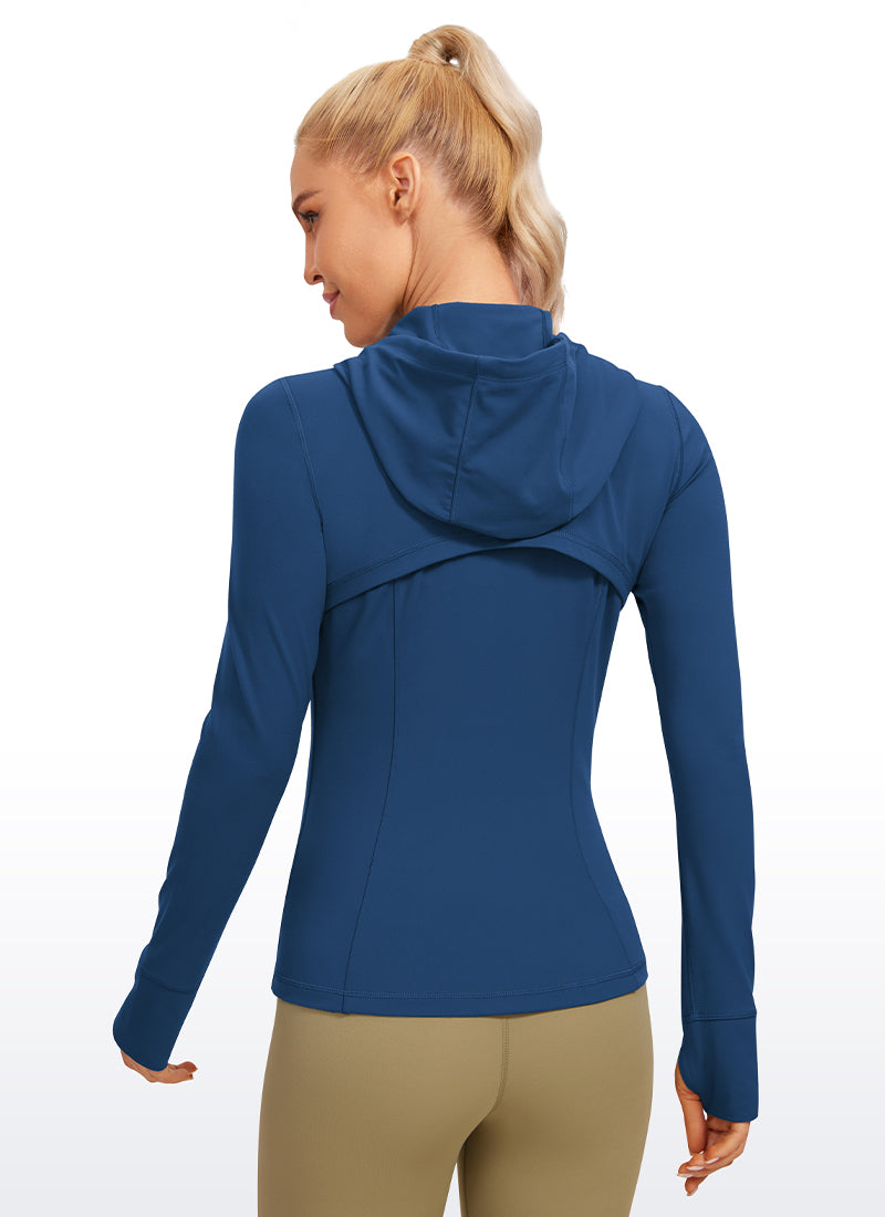 CRZ YOGA Jaket Hoodie Wanita dengan Ritsleting Penuh, Potongan Slim Fit, Saku, dan Motif " Butterluxe ", Warna French Navy