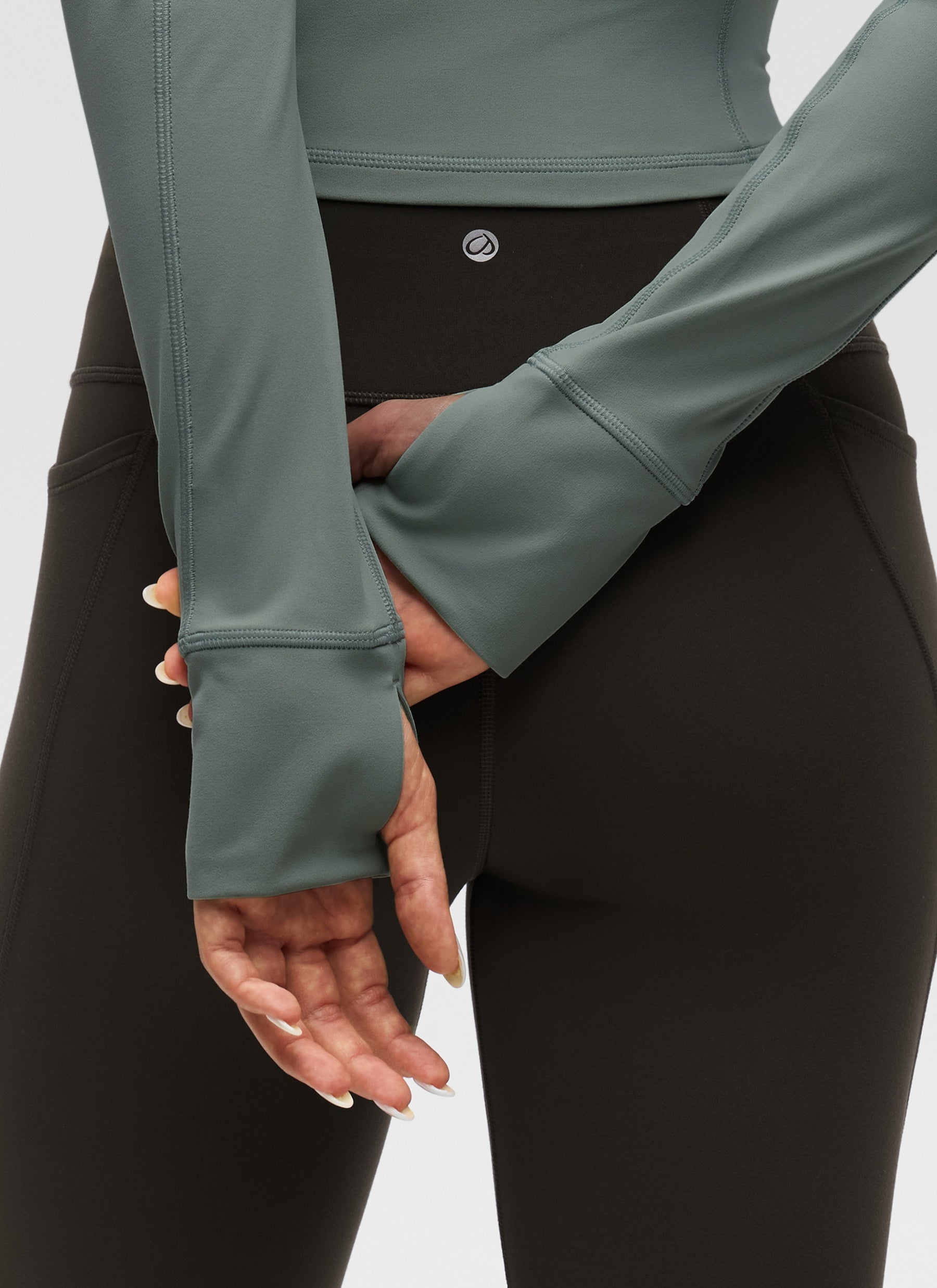 Baju Yoga Slim Fit Wanita CRZ YOGA Butterluxe Lengan Panjang Separuh Zip Kelabu Sage