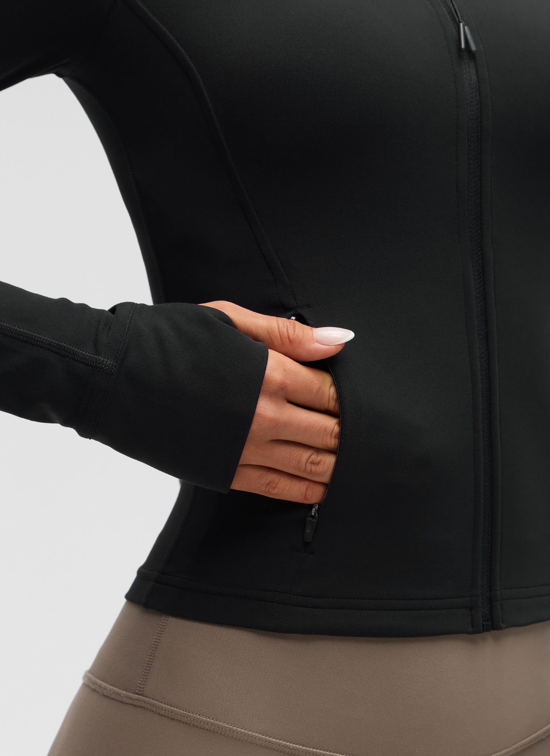 CRZ YOGA Wanita Butterluxe Jaket Pakaian Luar Berpoket Potong Berzip Penuh Hitam