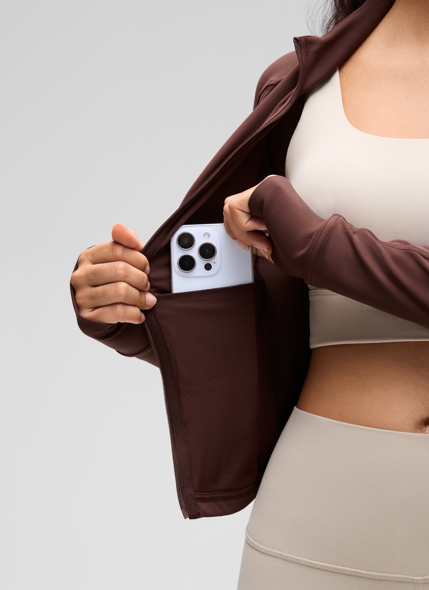 CRZ YOGA Wanita Butterluxe Jaket Pakaian Luar Berzip Penuh Berpoket Potong Warna Taupe