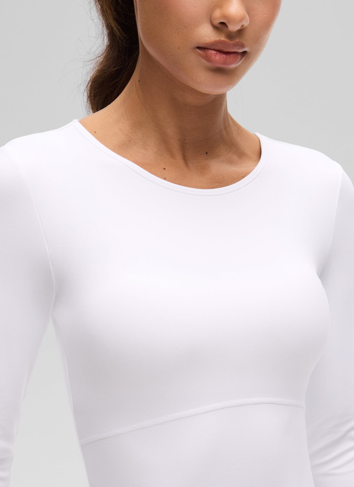 CRZ YOGA Women's Slim Fit Yoga Butterluxe Crop Long Sleeves Front Seam White @model_info:J